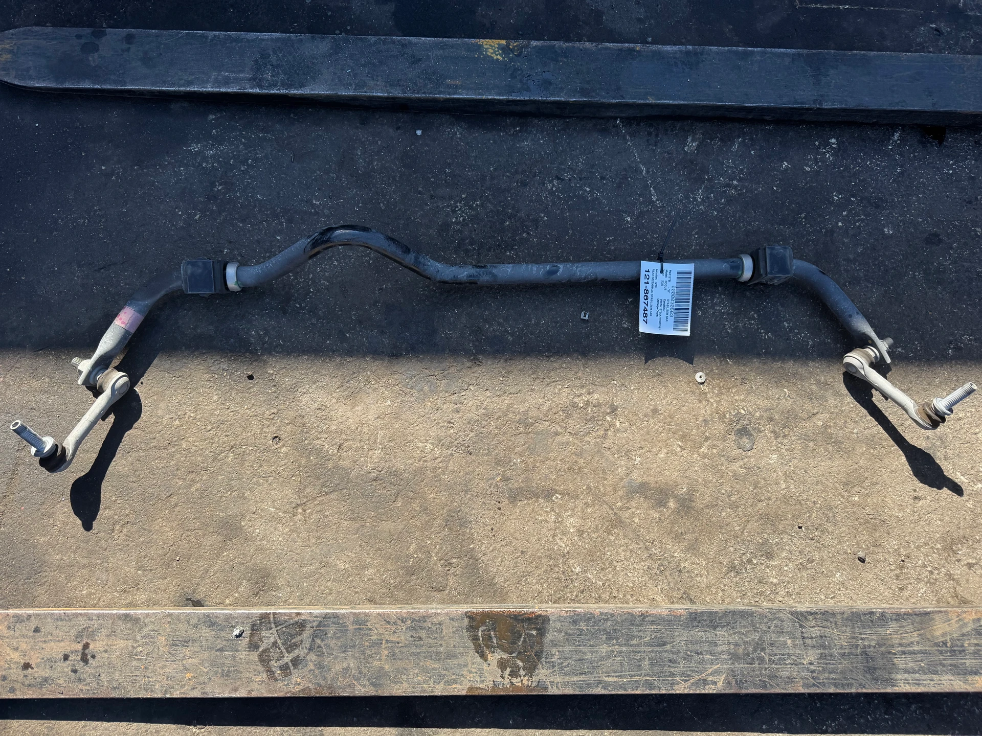 Rear Stabilizer Bar · 1