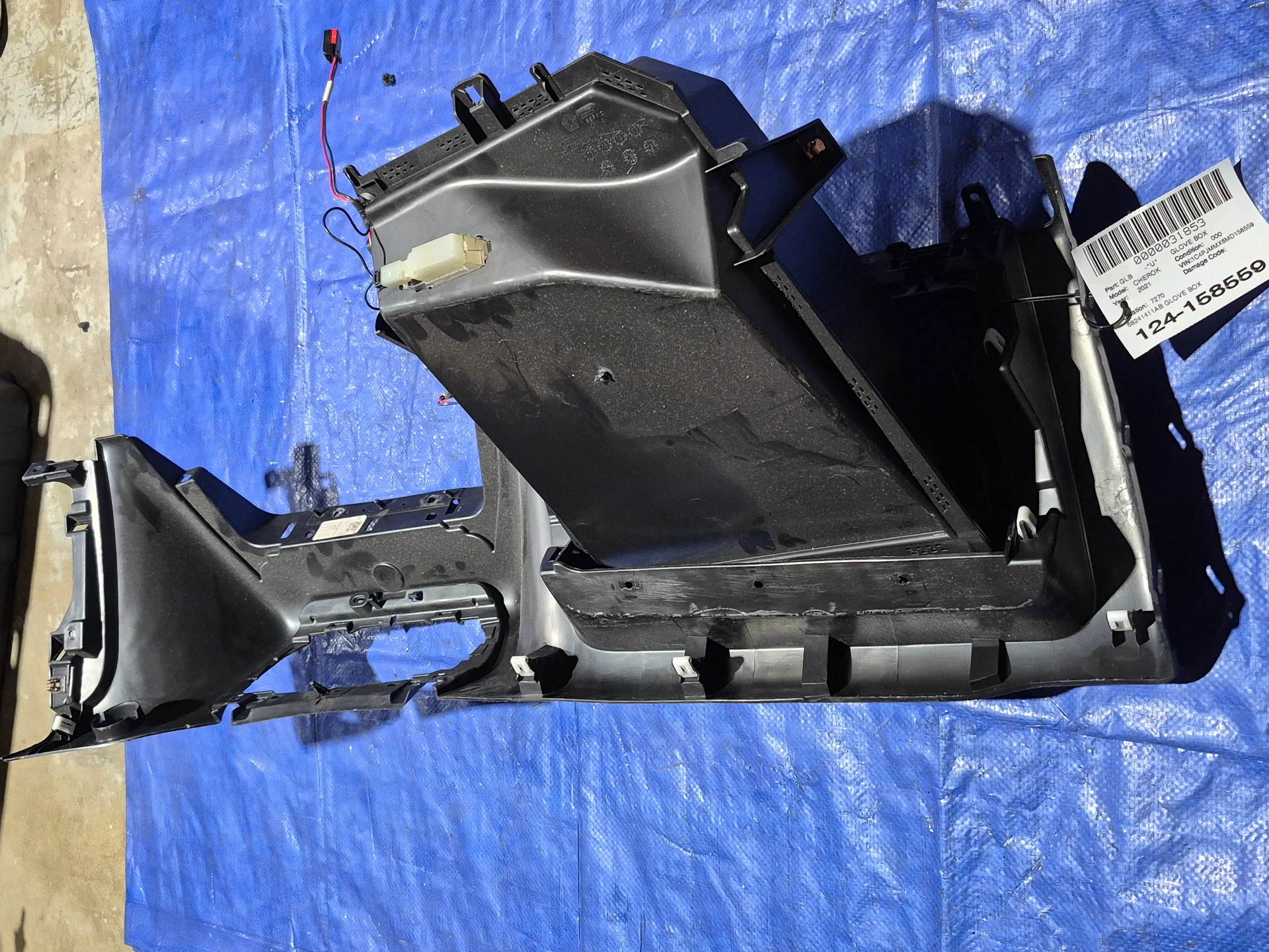 Glove Box · 1