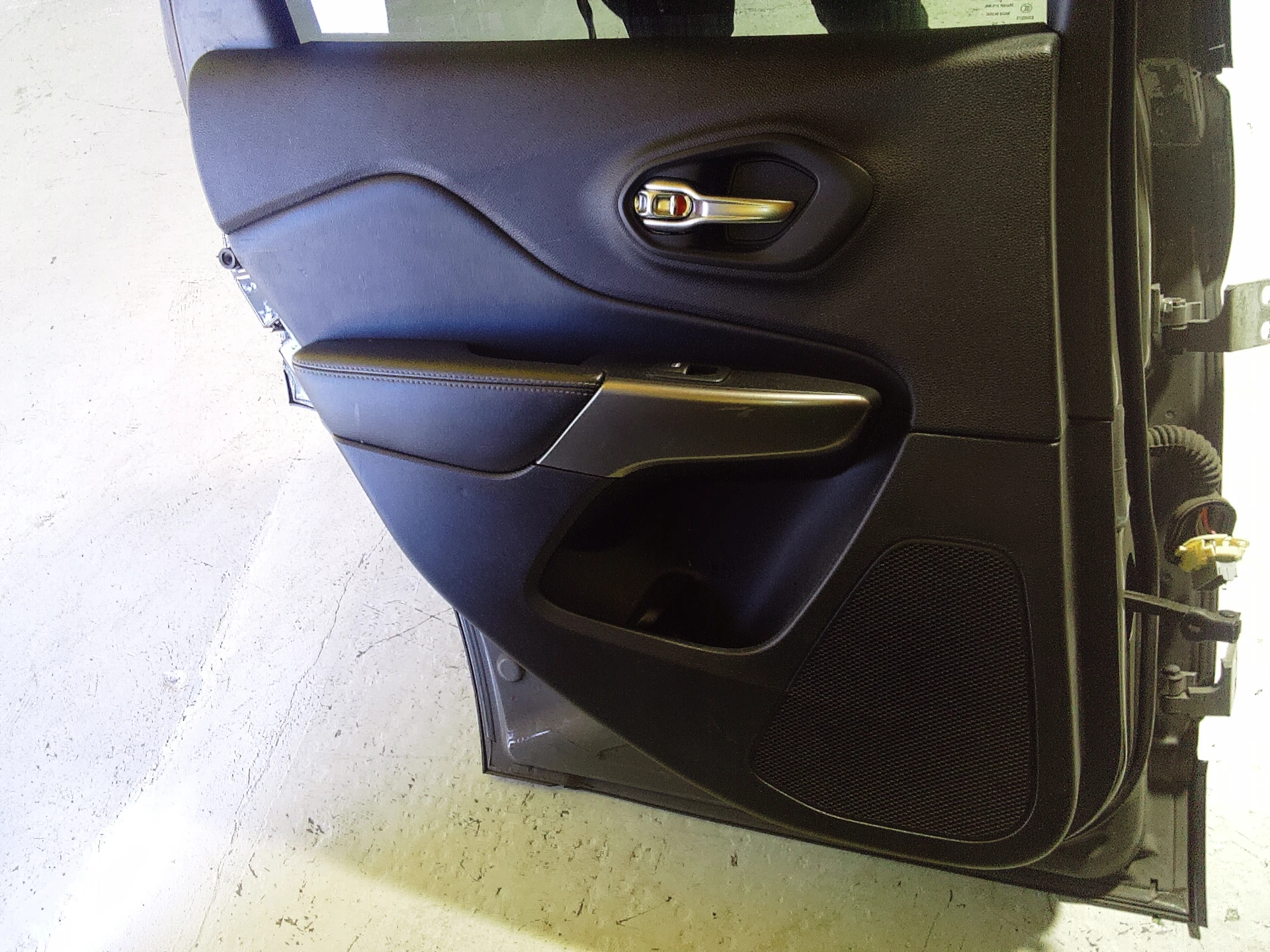 Lh Rear Door Regulator · 1