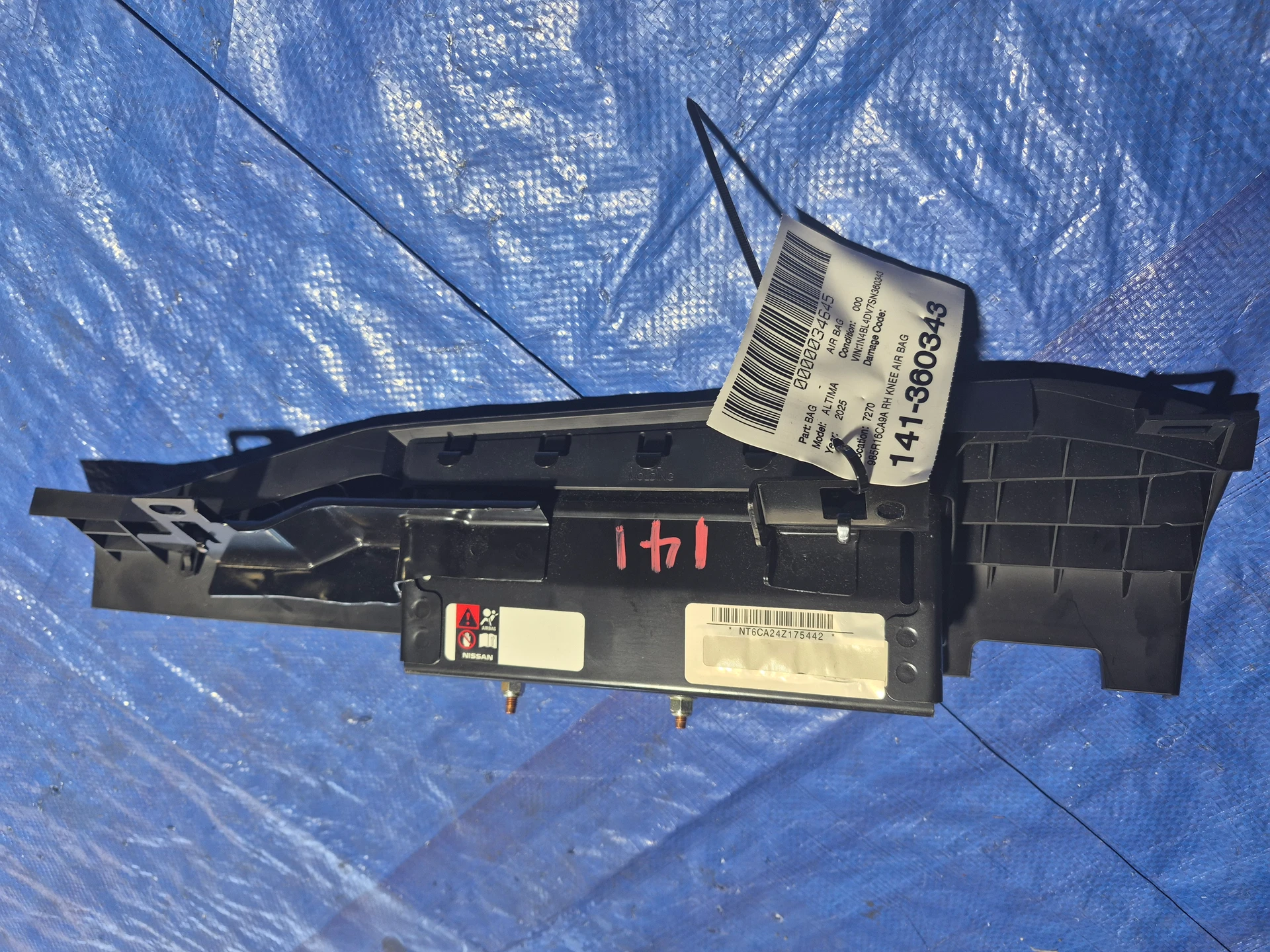 Rh Knee Air Bag · 2