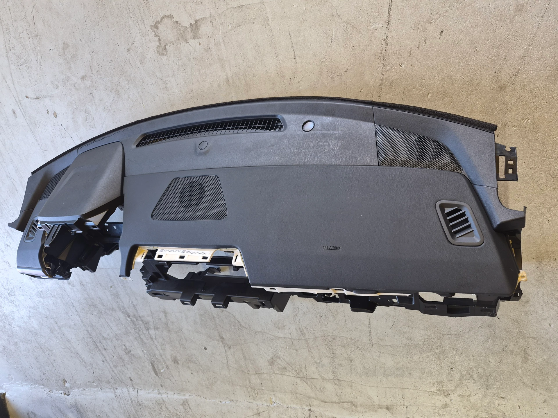 Passenger Air Bag · 1