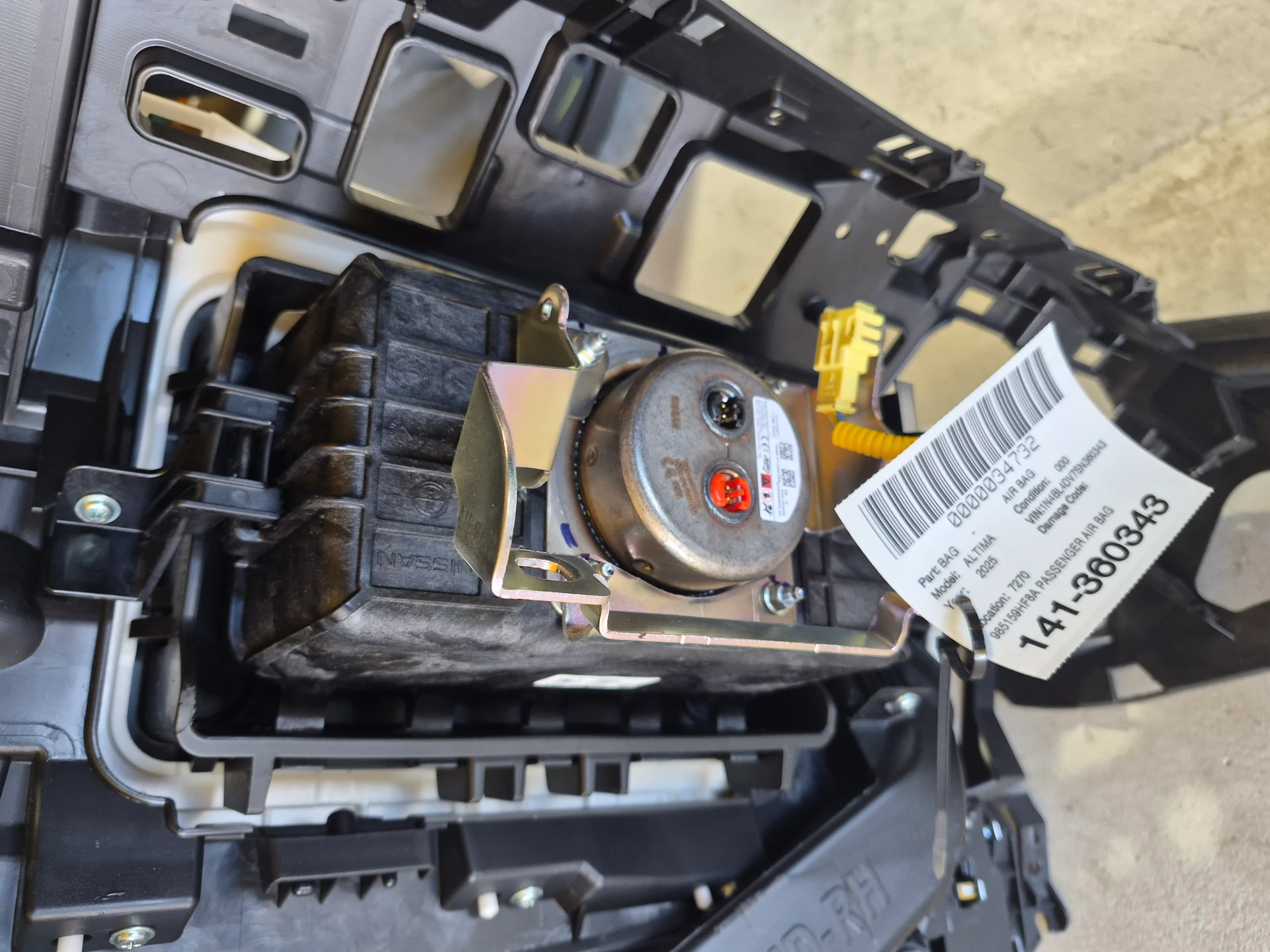 Passenger Air Bag · 3