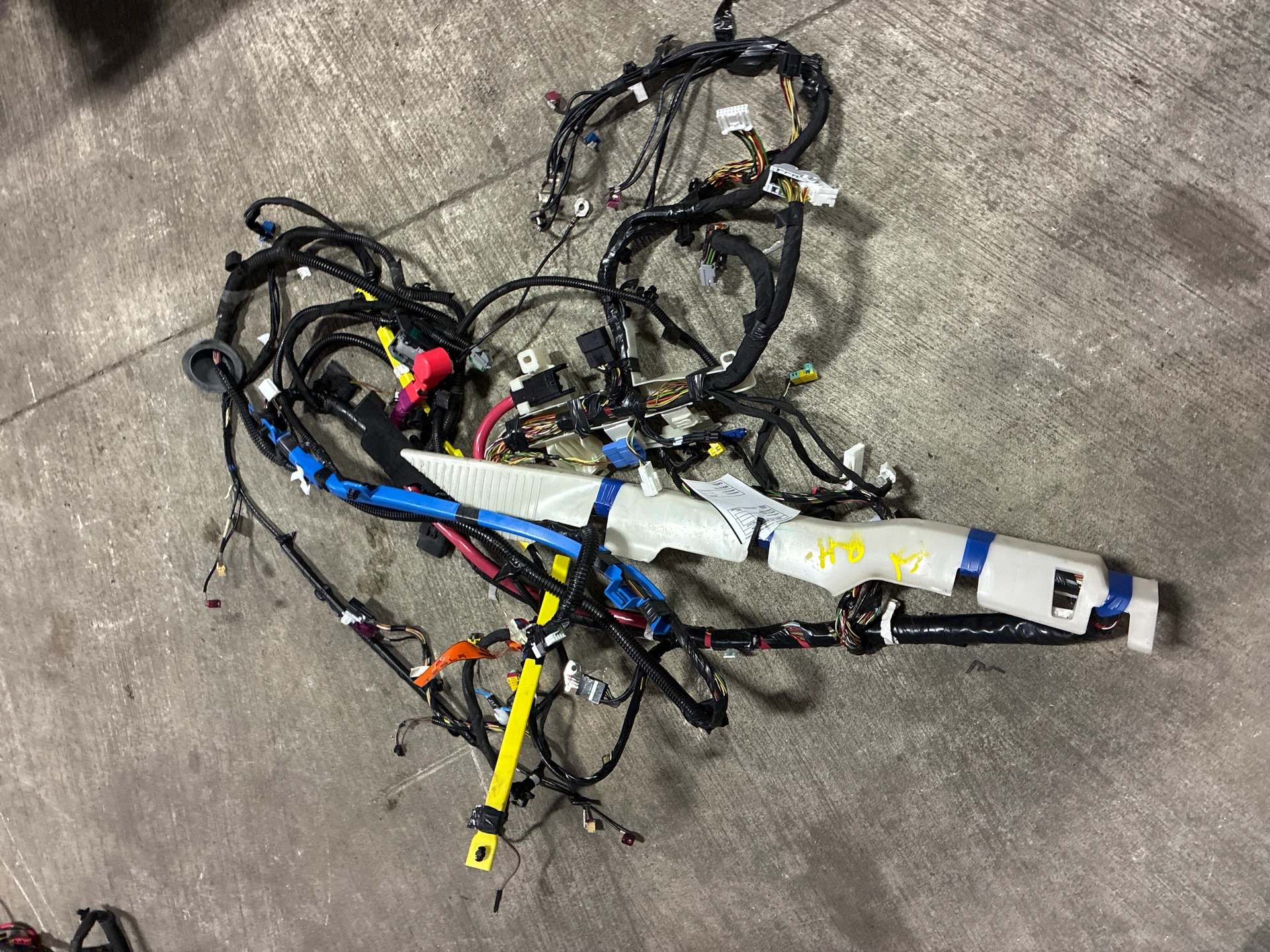 Asy,harn,body Right,left Hand Drive,prem · 1