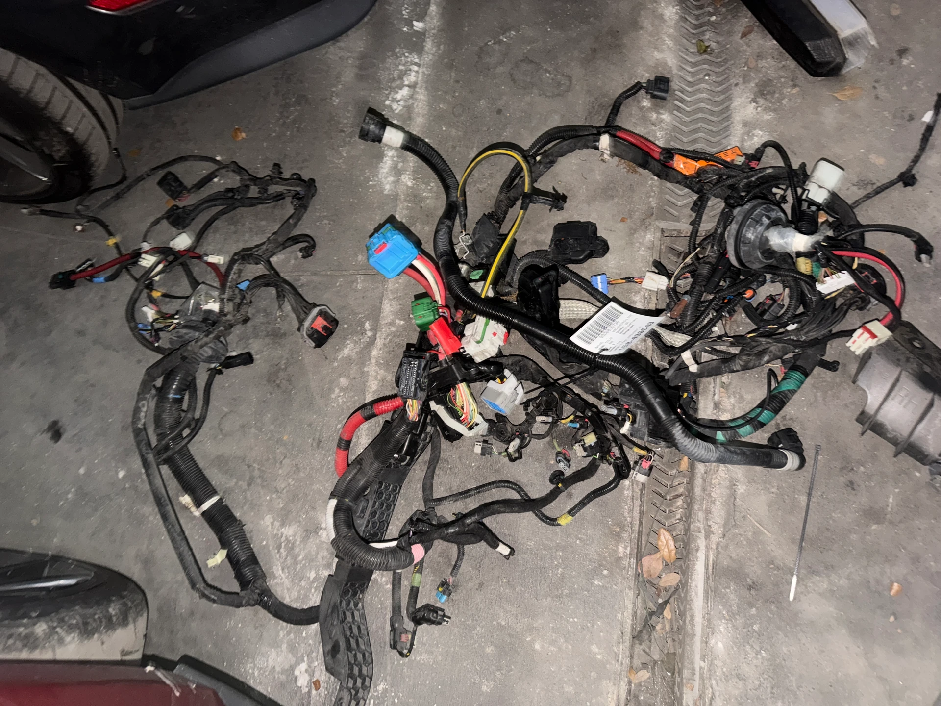 Asy,harn,front,na,left Hand Drive,awd,coil · 1