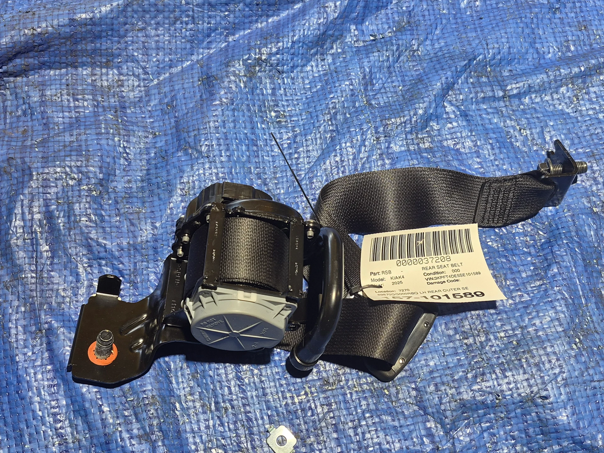 Lh Rear Outer Sea Belt T Assy · 1