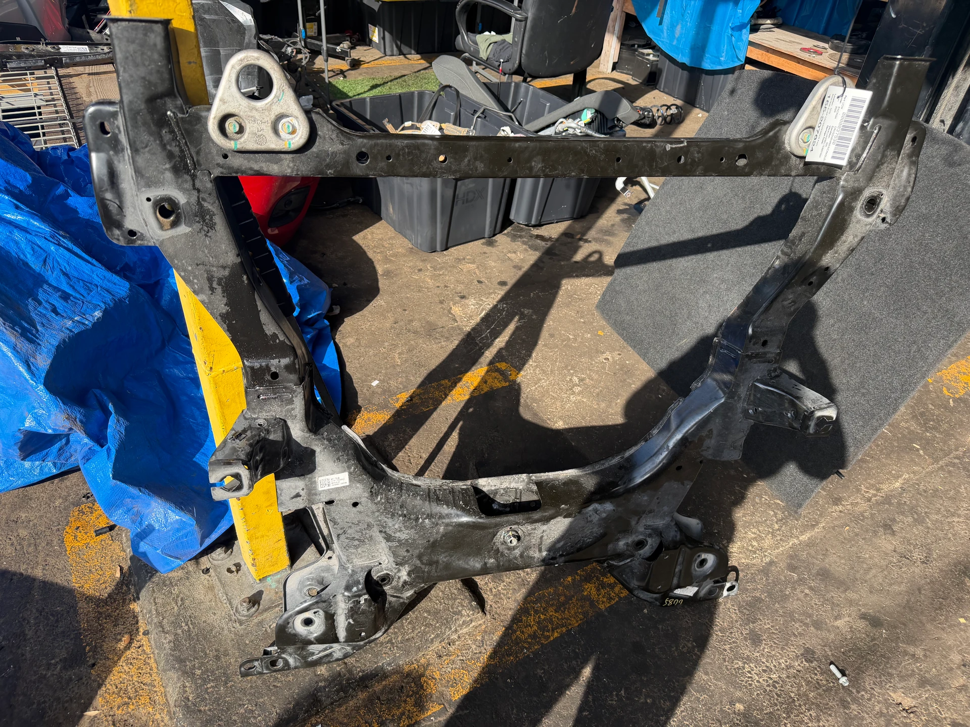 Susp Crossmember Fwd w/o Sunroof · 1