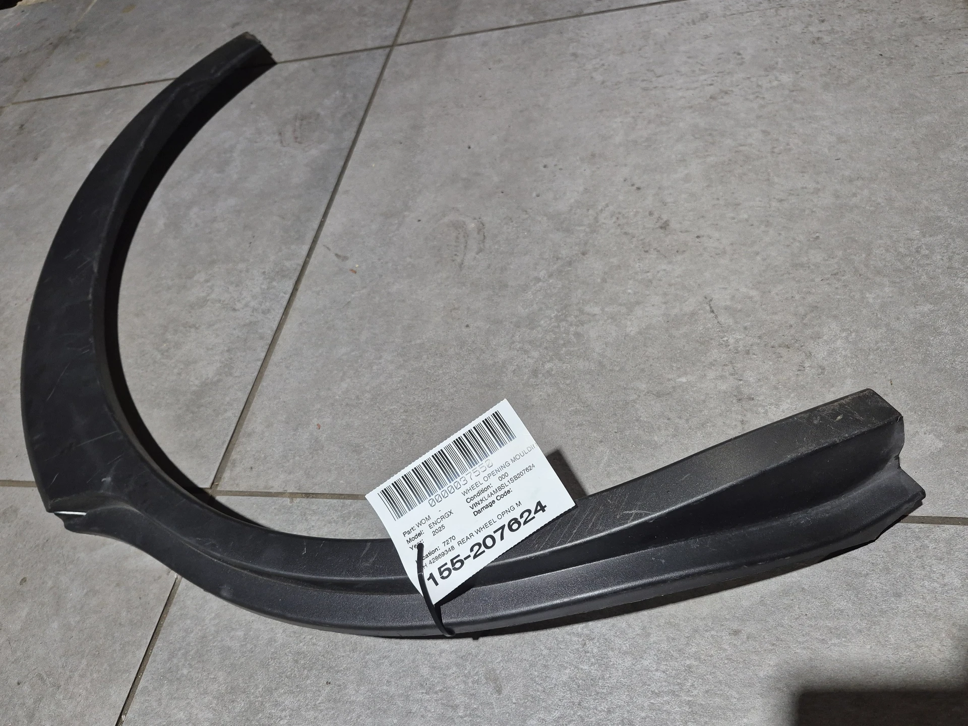 Lh Rear Wheel Opng Mldg Black · 1