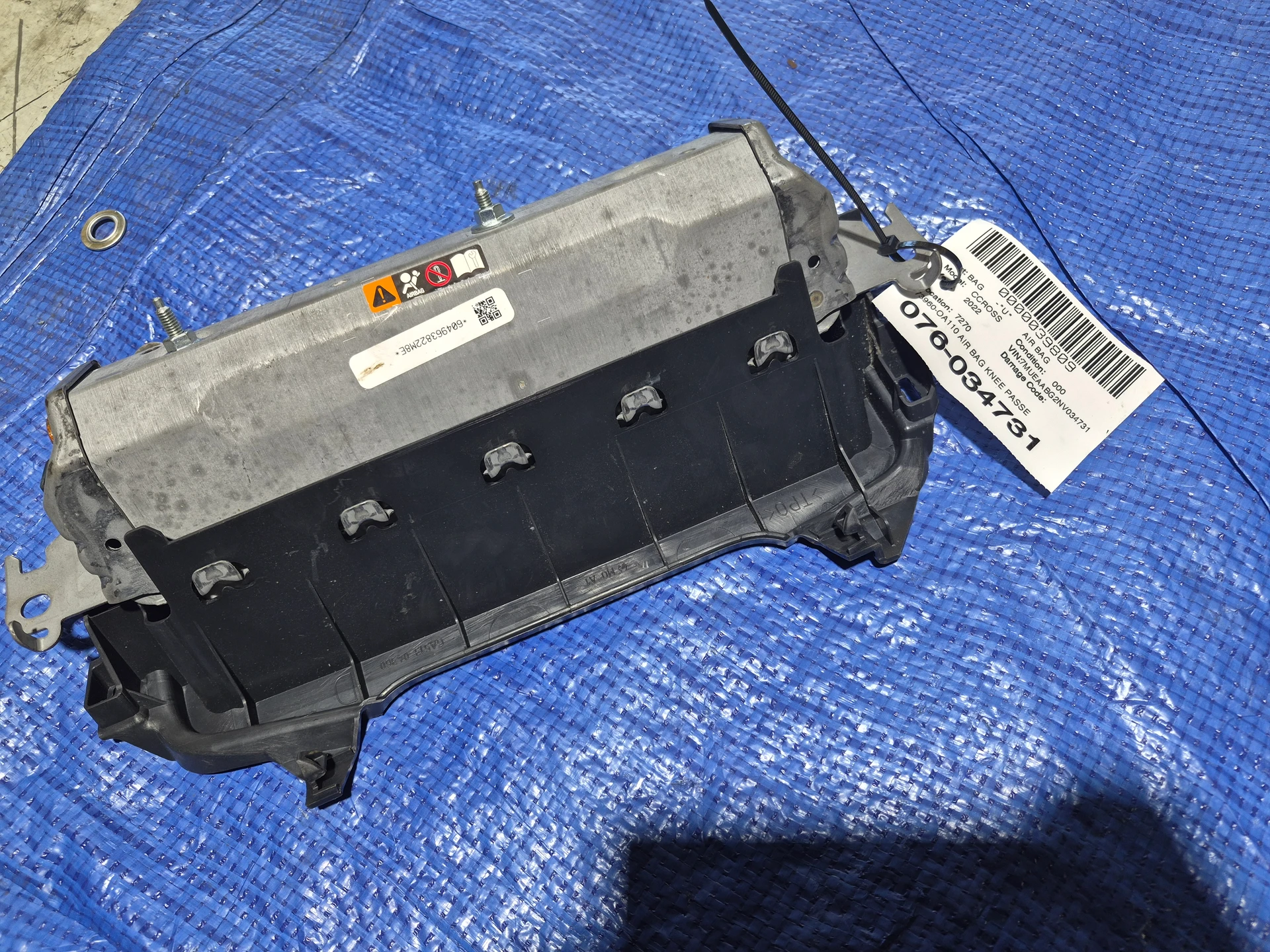Air Bag Knee Passenger · 2
