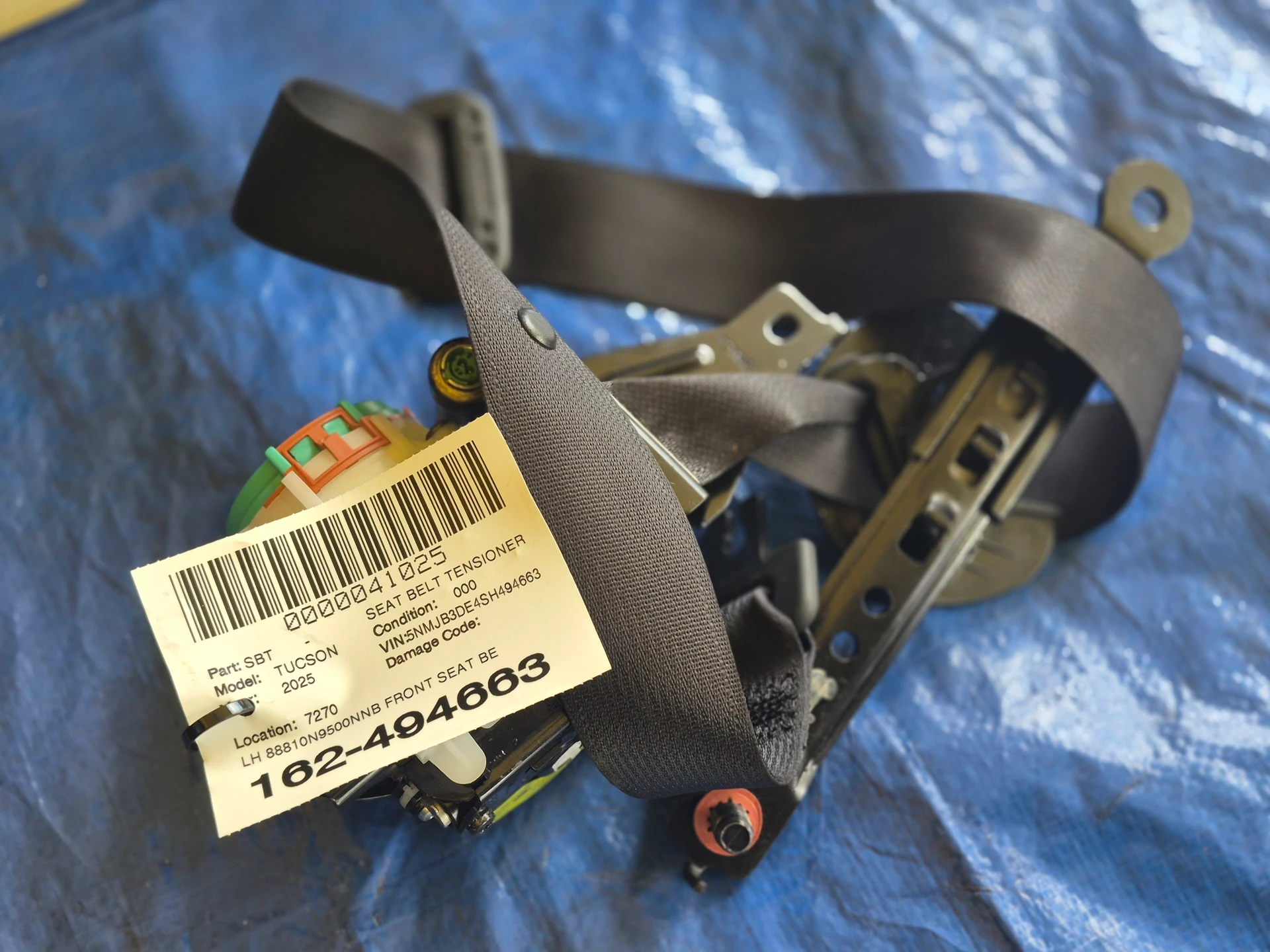 Lh Front Seat Belt · 1