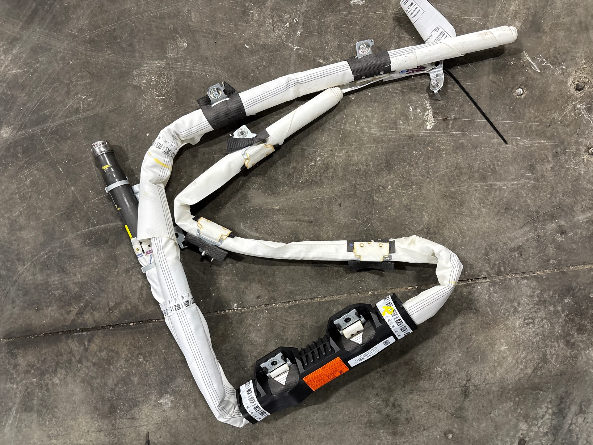 Rh Curtain Air Bag · 1