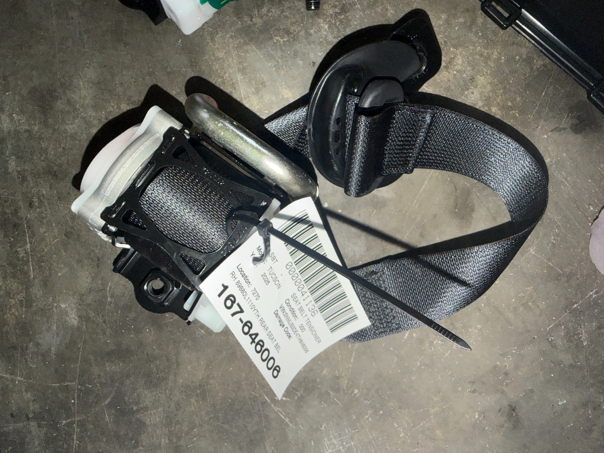 Rh Rear Seat Belt · 1