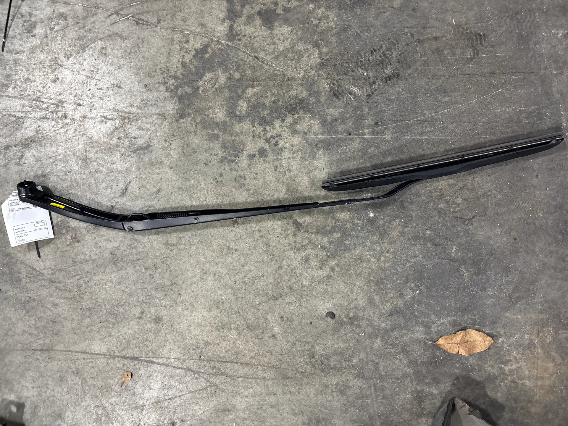 Rh Wiper Arm · 1