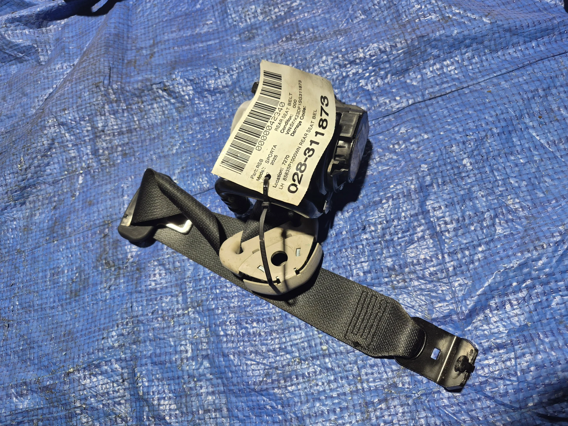 Lh Rear Seat Belt · 1