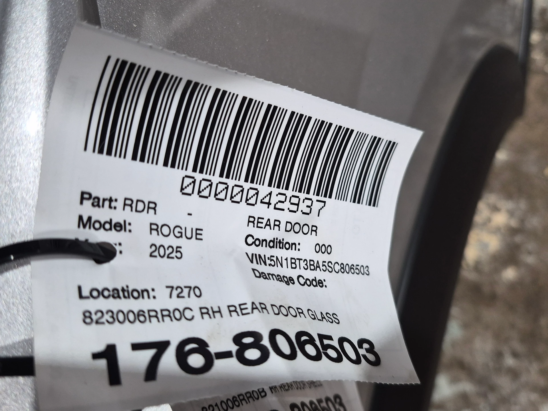 Rh Rear Door Glass · 2