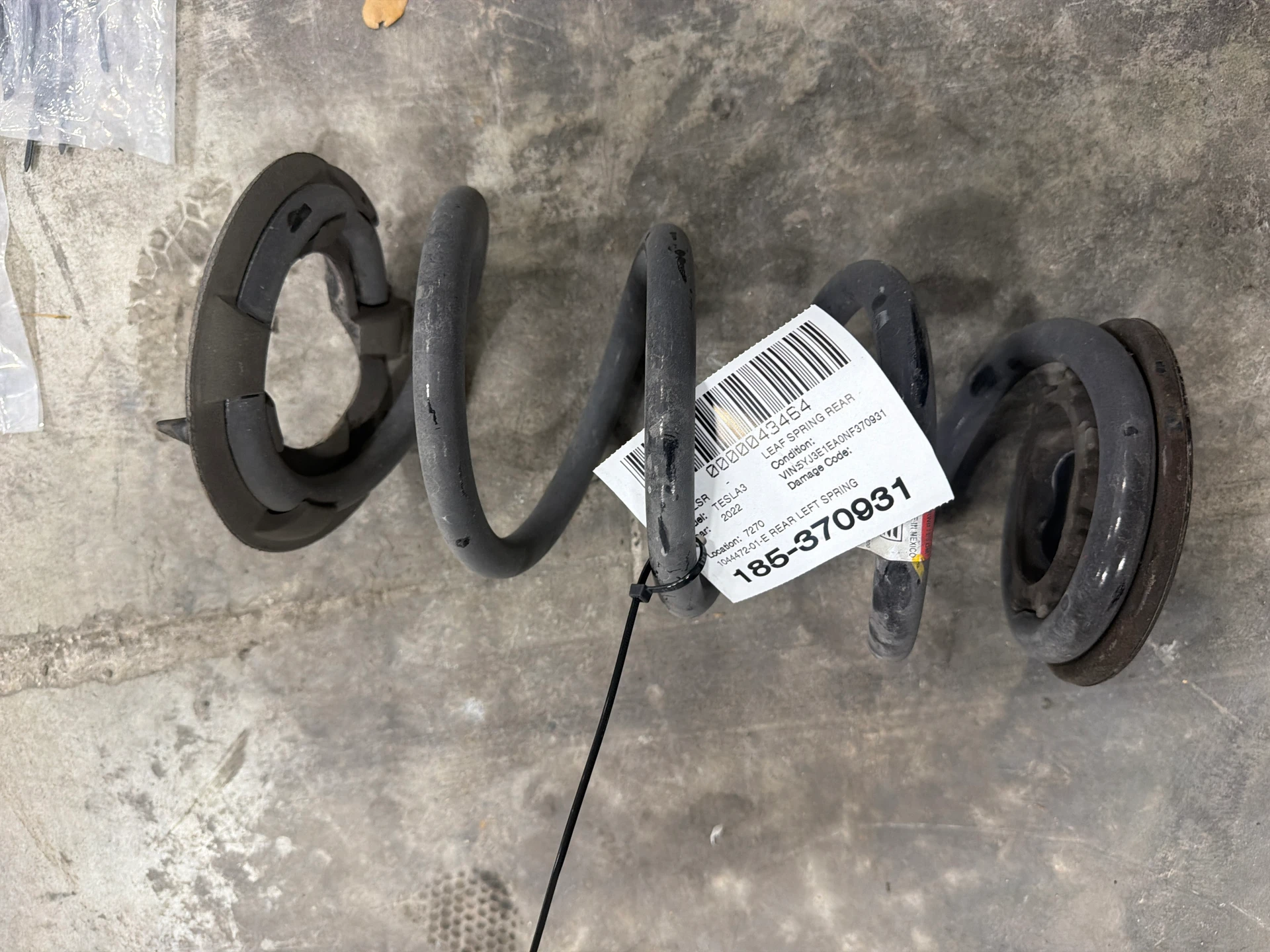 Rear Left Spring · 1