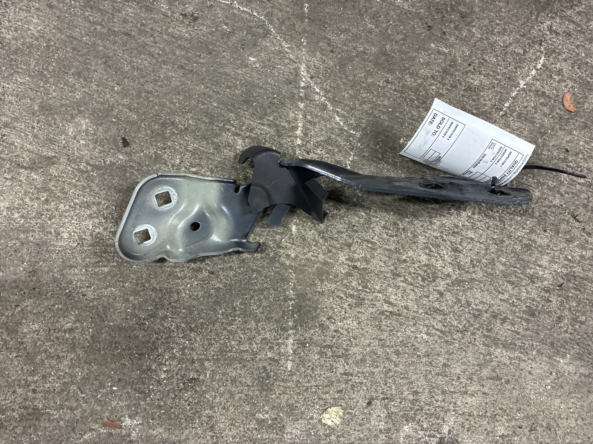 Lh Hood Hinge · 1