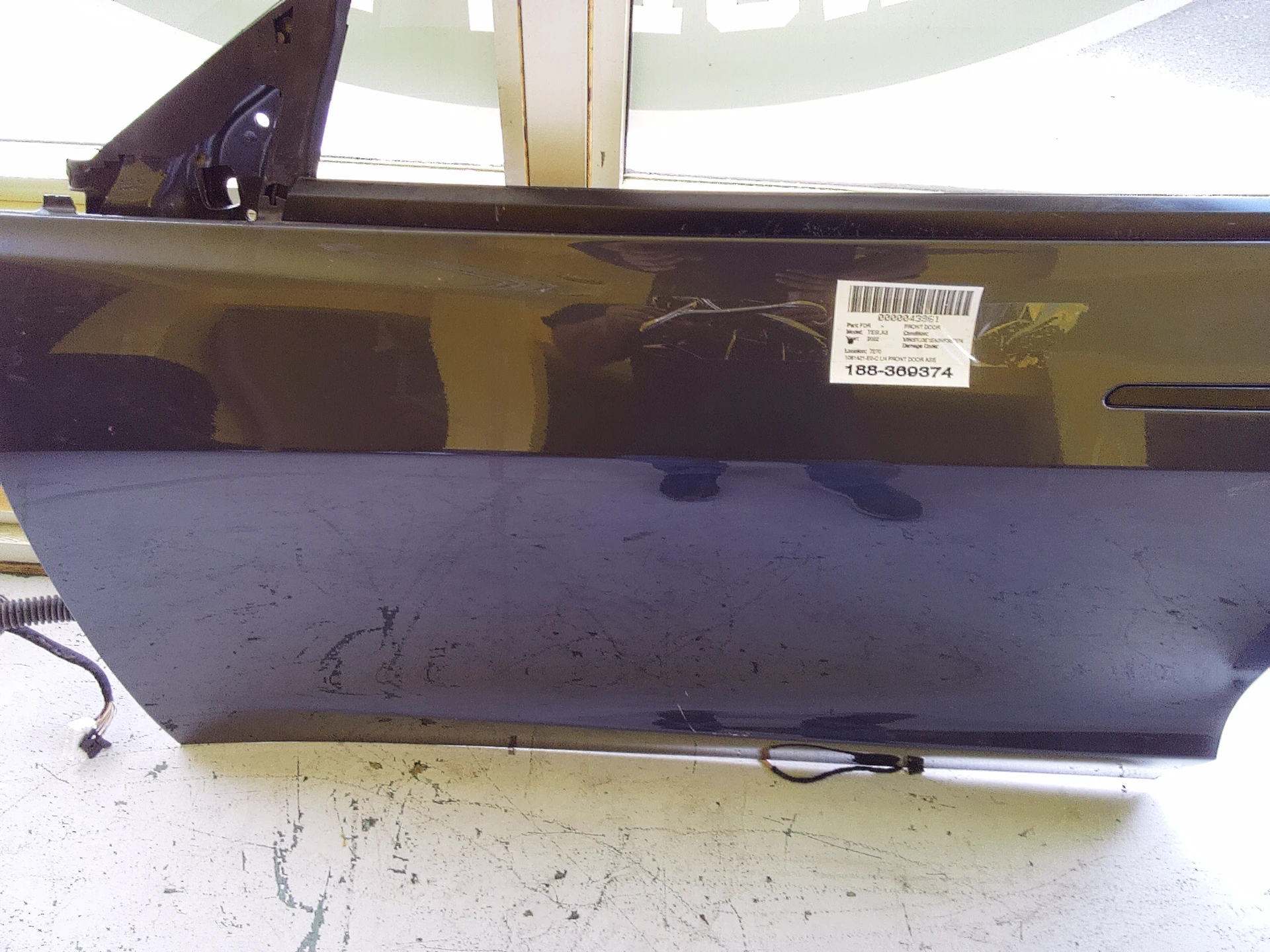 Lh Front Door Assy · 1