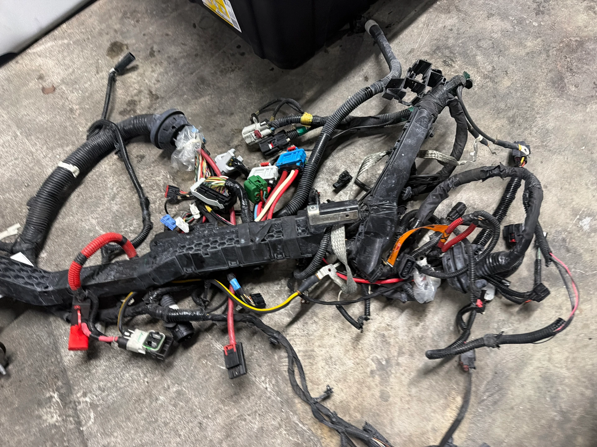 Asy,harn,front,na,left Hand Drive,awd,coil · 1