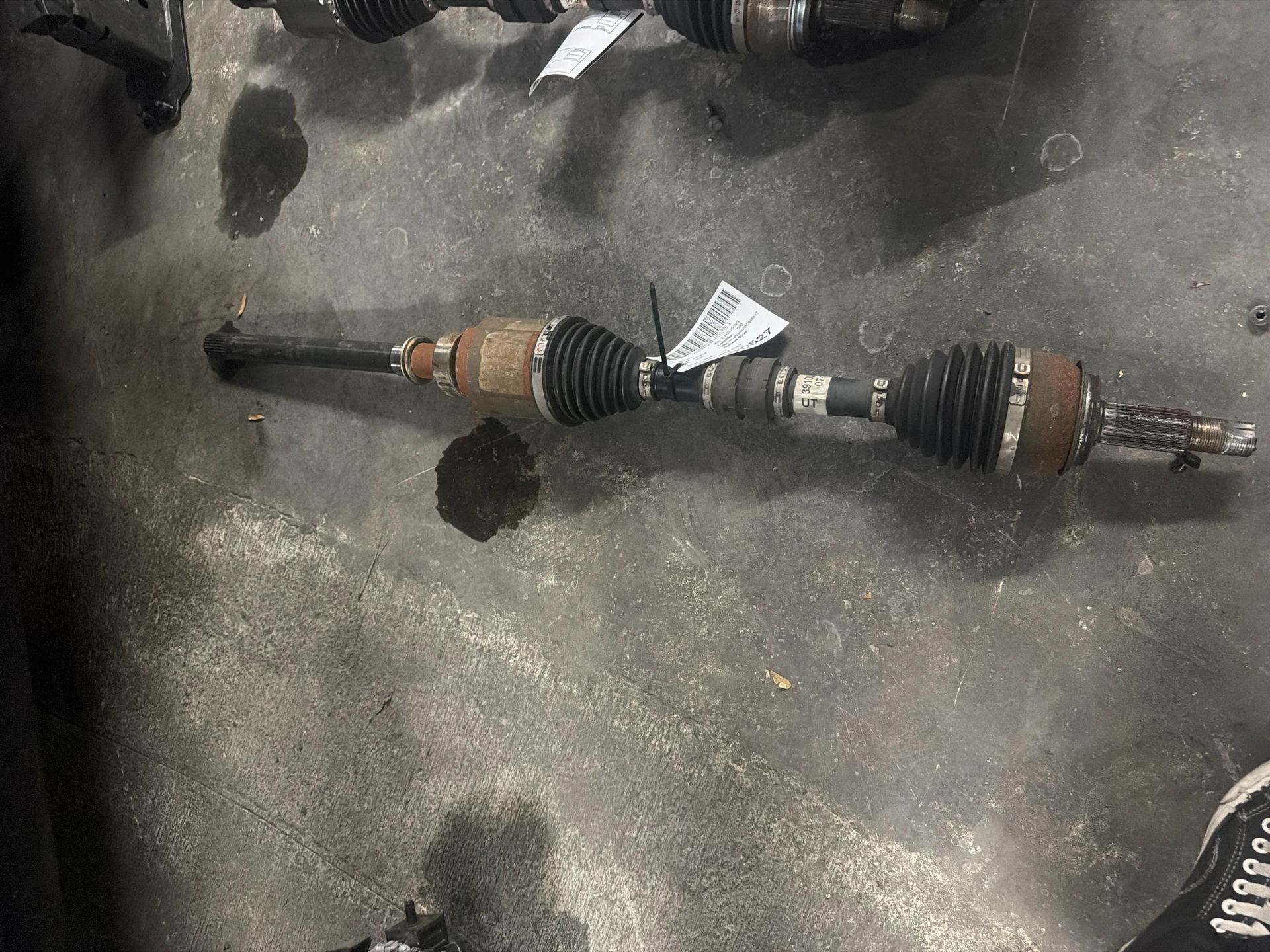 Rh Axle Assy · 1