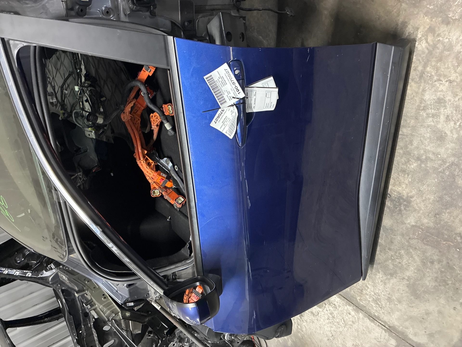 Lh Front Door Shell · 1