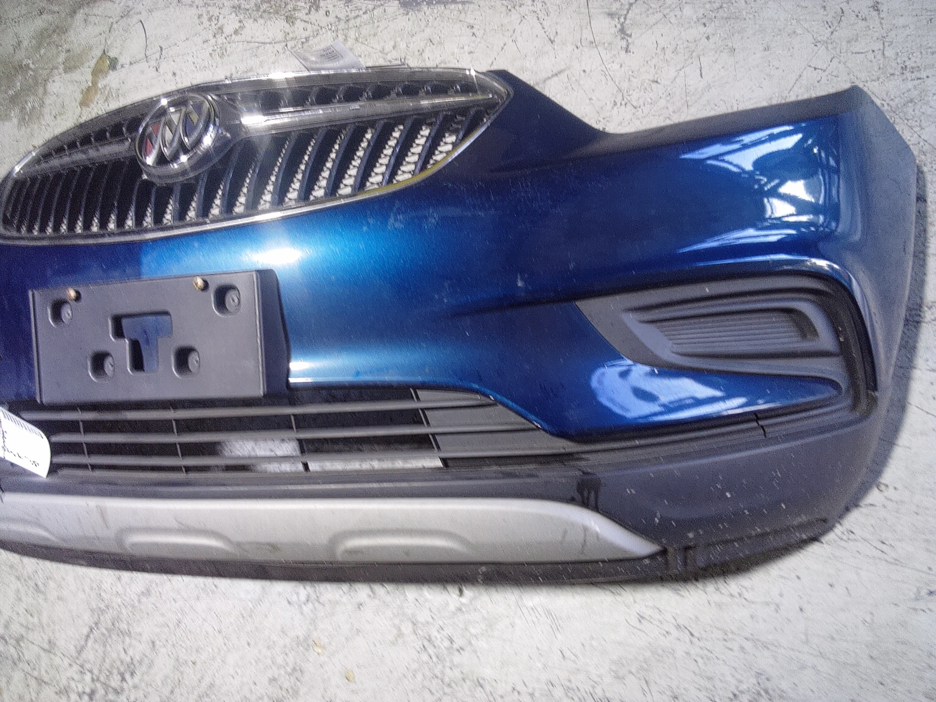 Lower Grille · 3