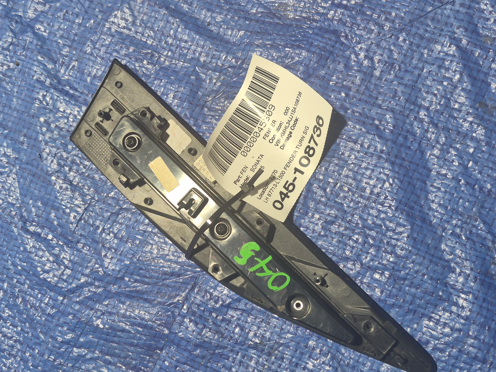 Lh Fender Turn Signal Indicator · 2
