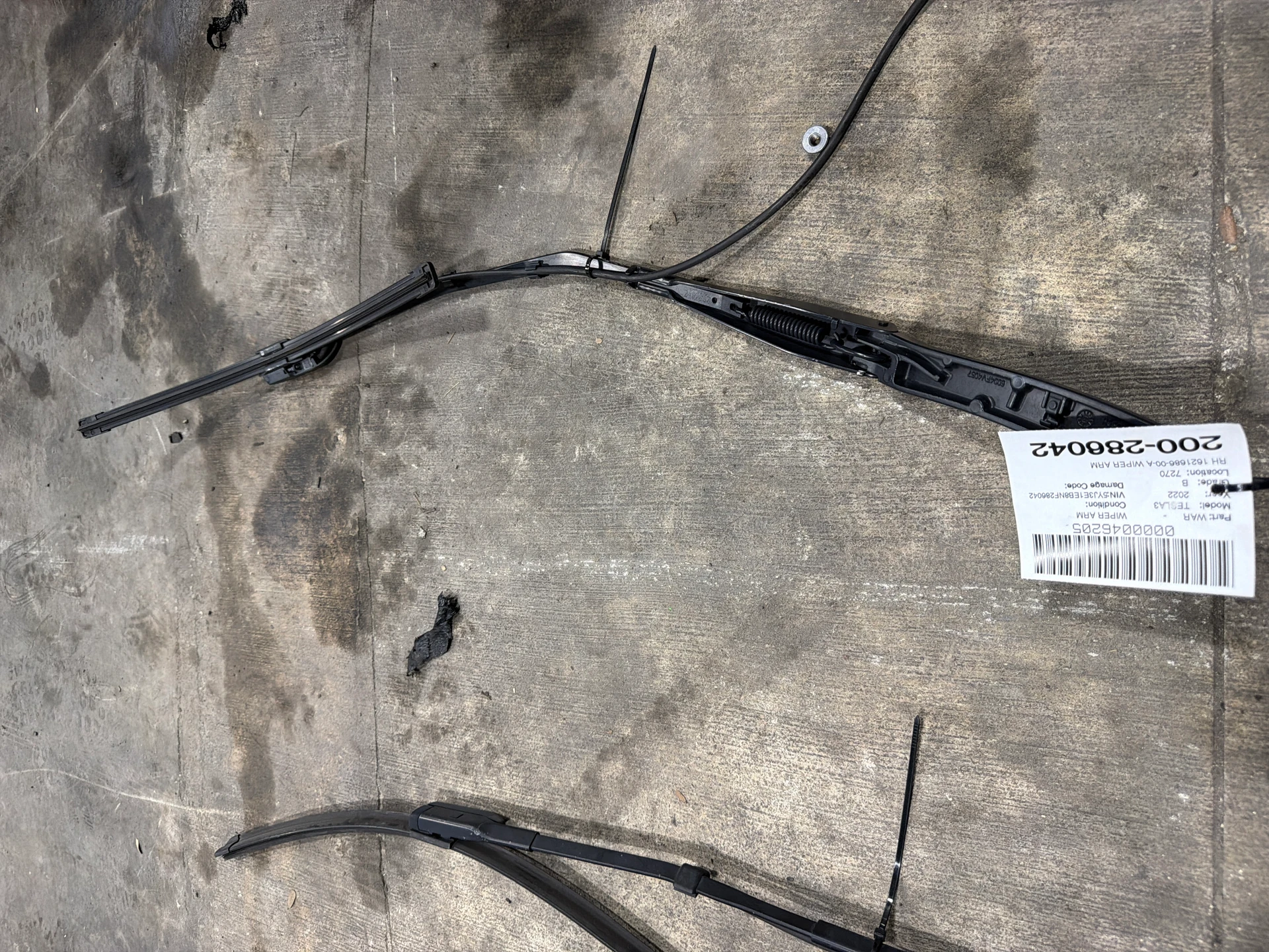 Rh Wiper Arm · 1