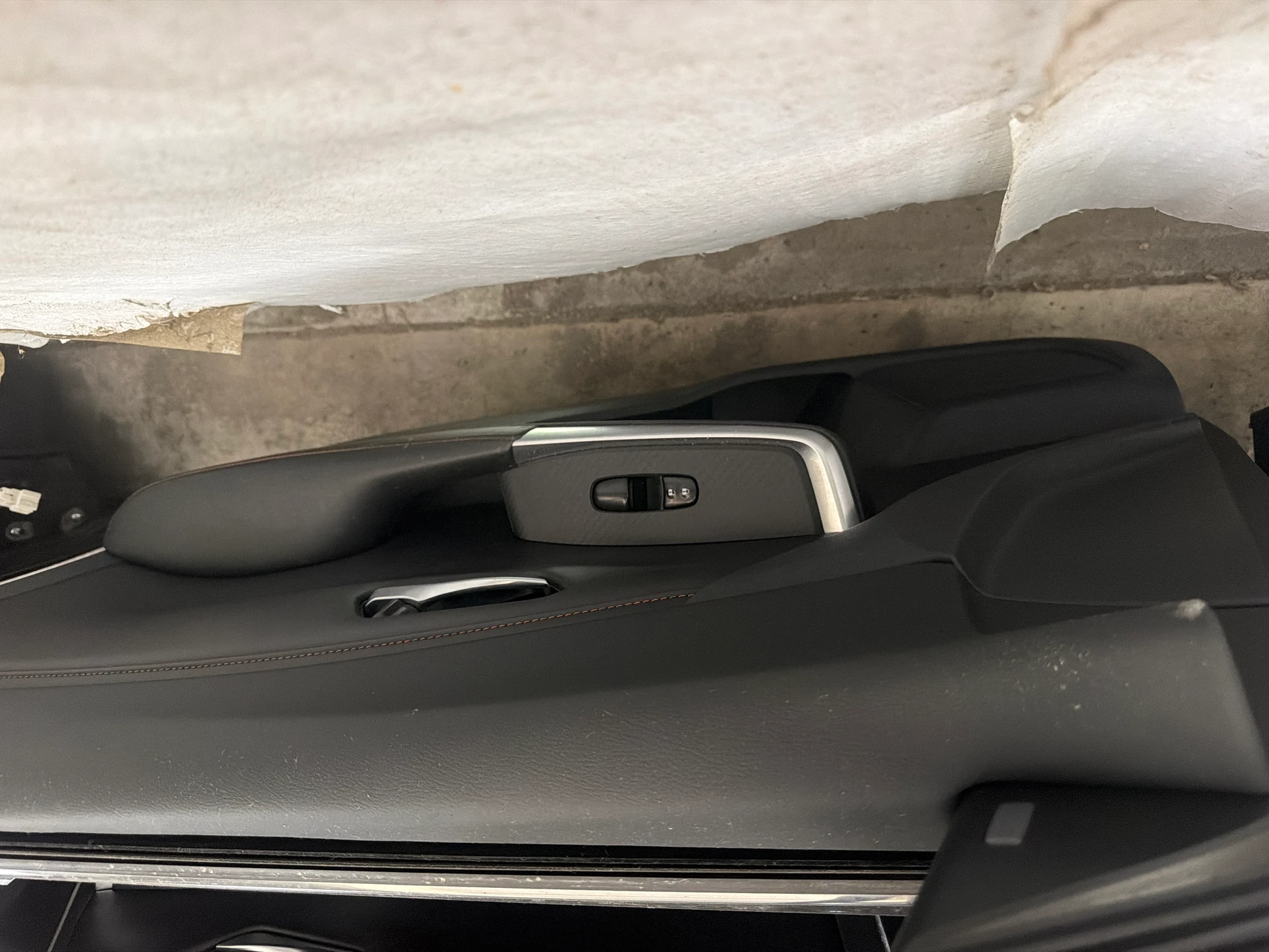 Rh Front Door Assy · 2