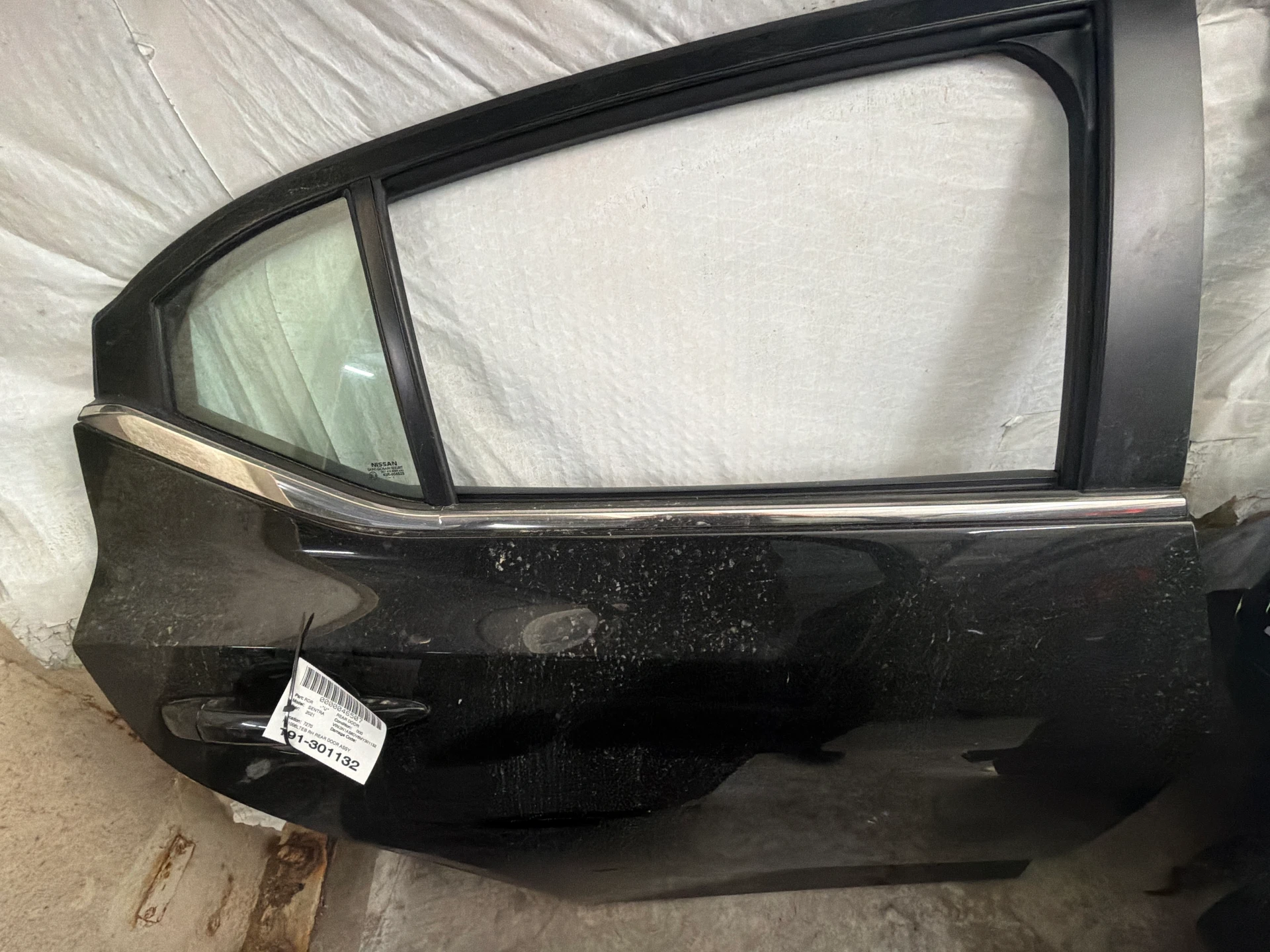 Rh Rear Door Assy · 1