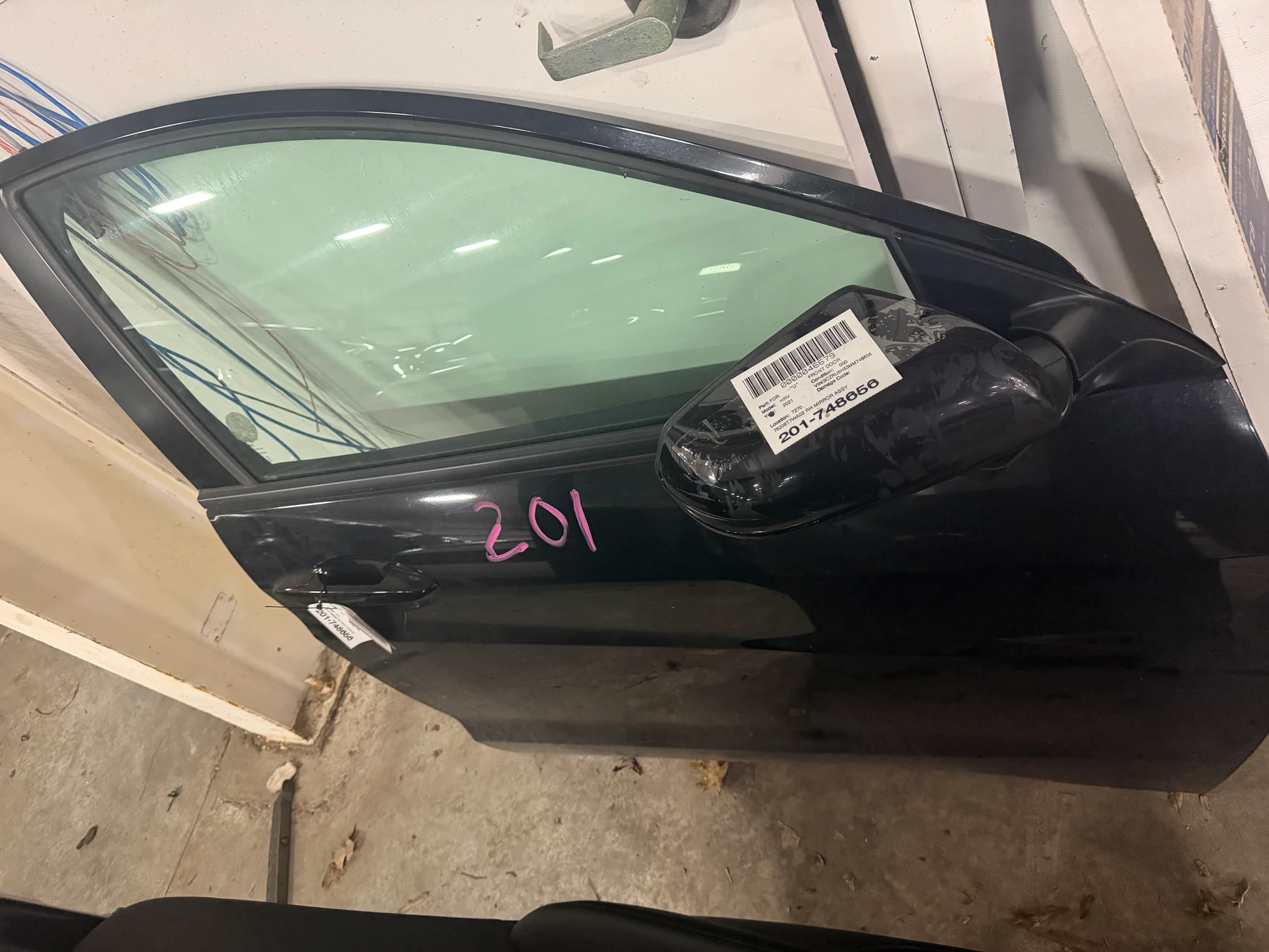 Rh Front Door Glass · 1