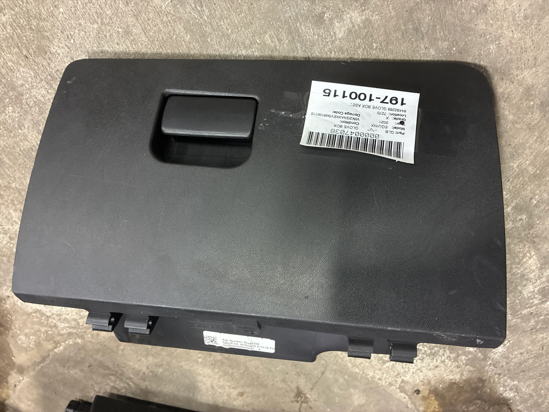 Glove Box Assy · 1