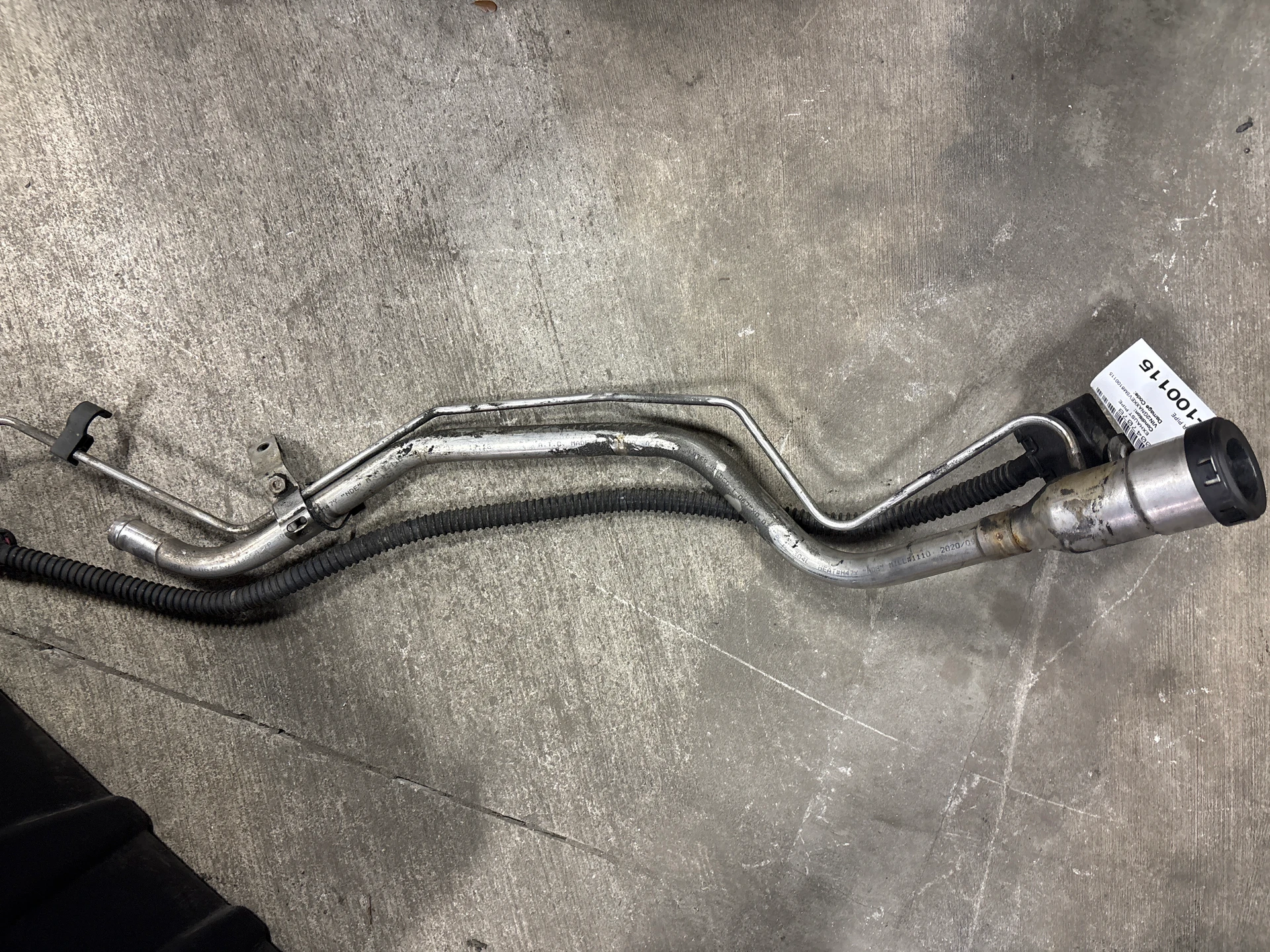 Filler Pipe · 1
