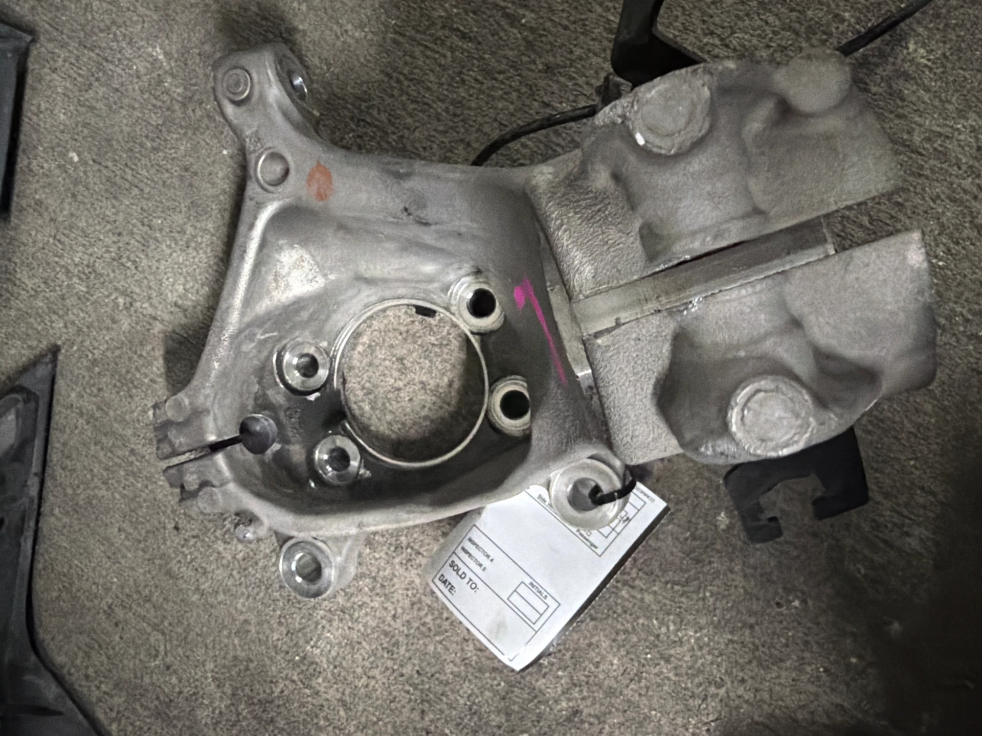Lh Knuckle · 1