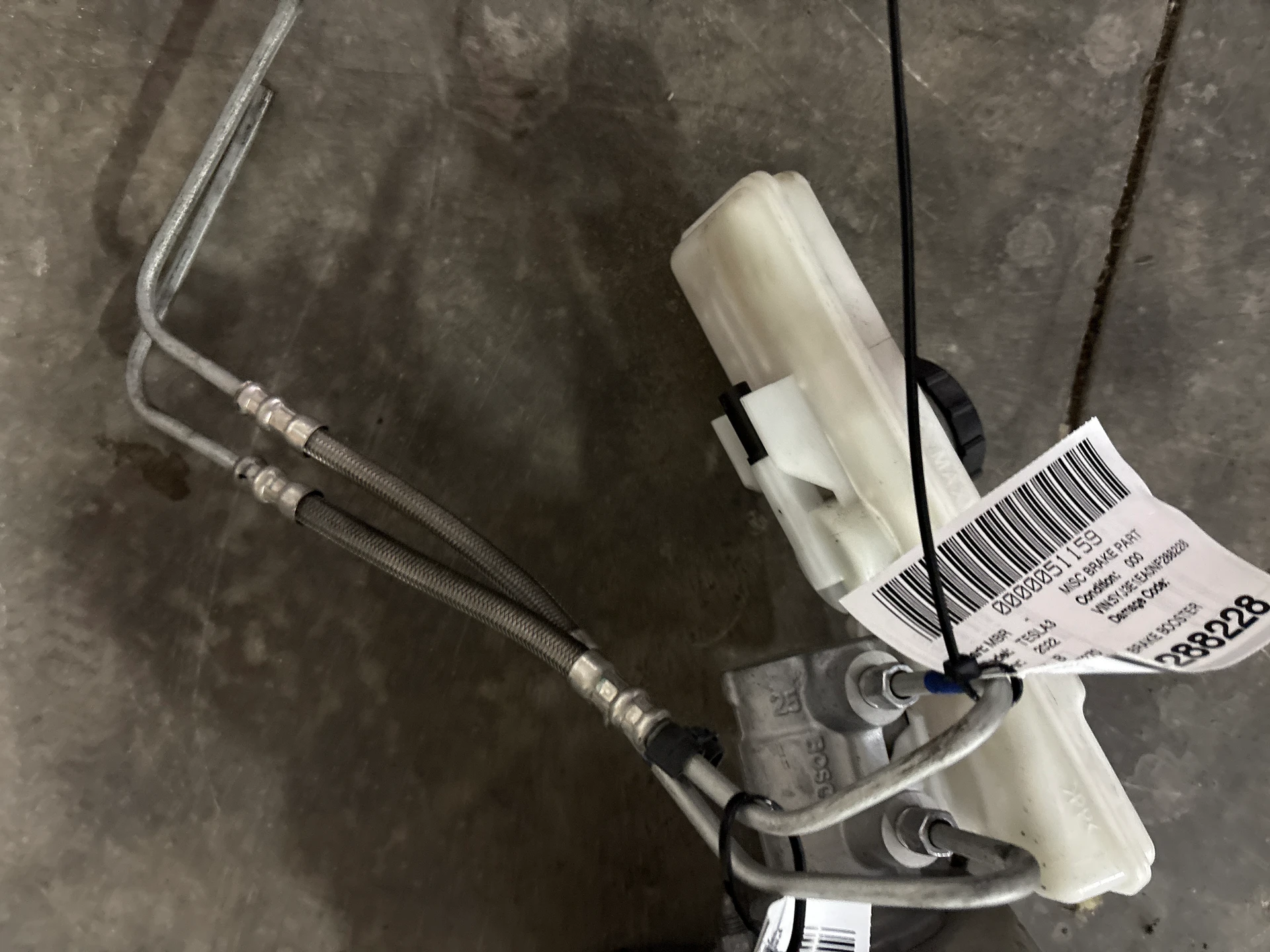 Lh Brake Booster and Master Cylinder Assembly - Left Hand Drive · 1