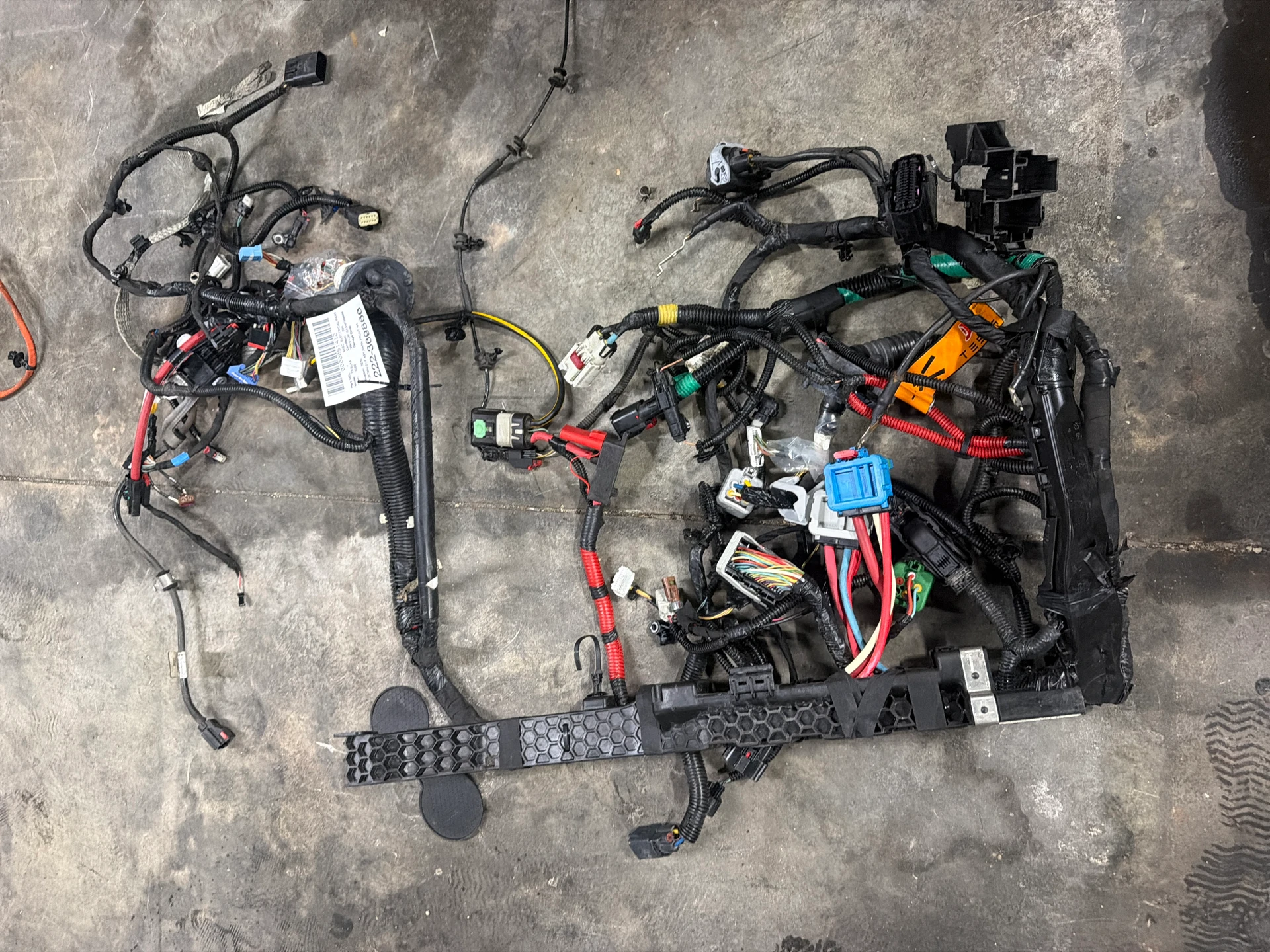 Asy,harn,front,na,left Hand Drive,awd,coil · 1