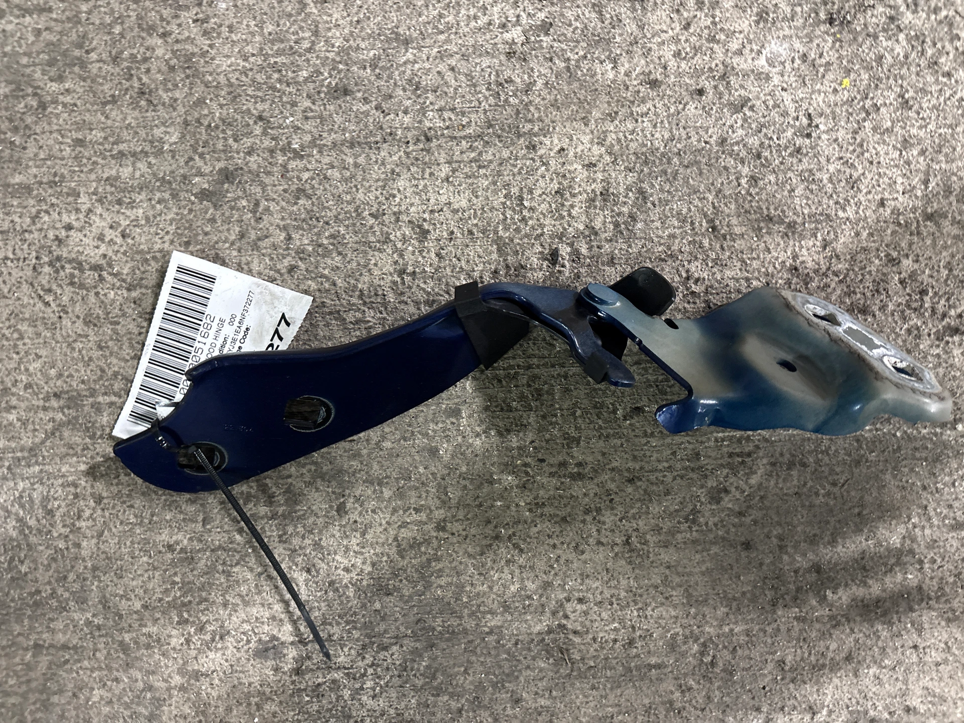 Lh Hood Hinge · 1