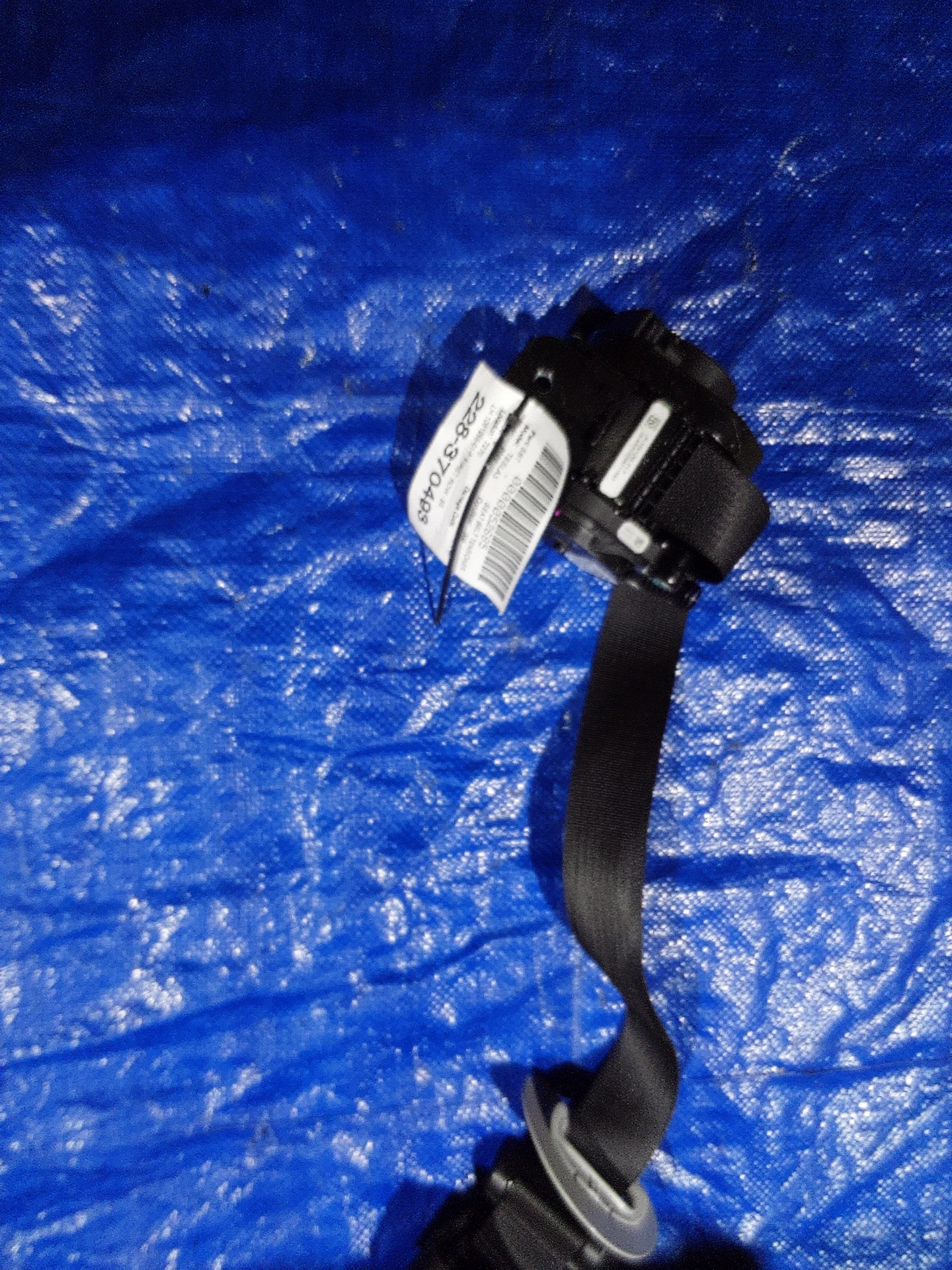 Lh First Row - Seat Belt Retractor Assembly · 1