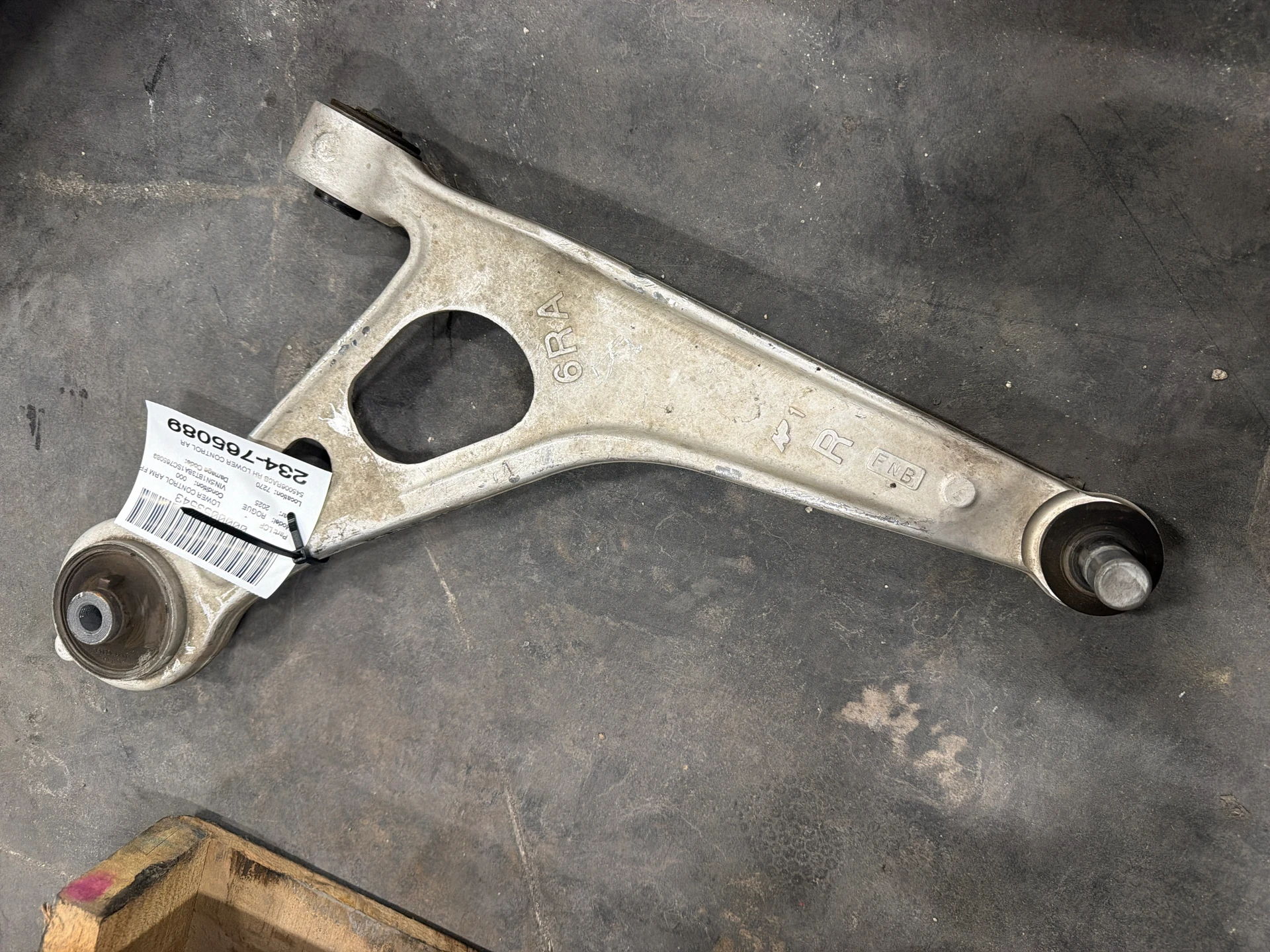 Rh Lower Control Arm · 1