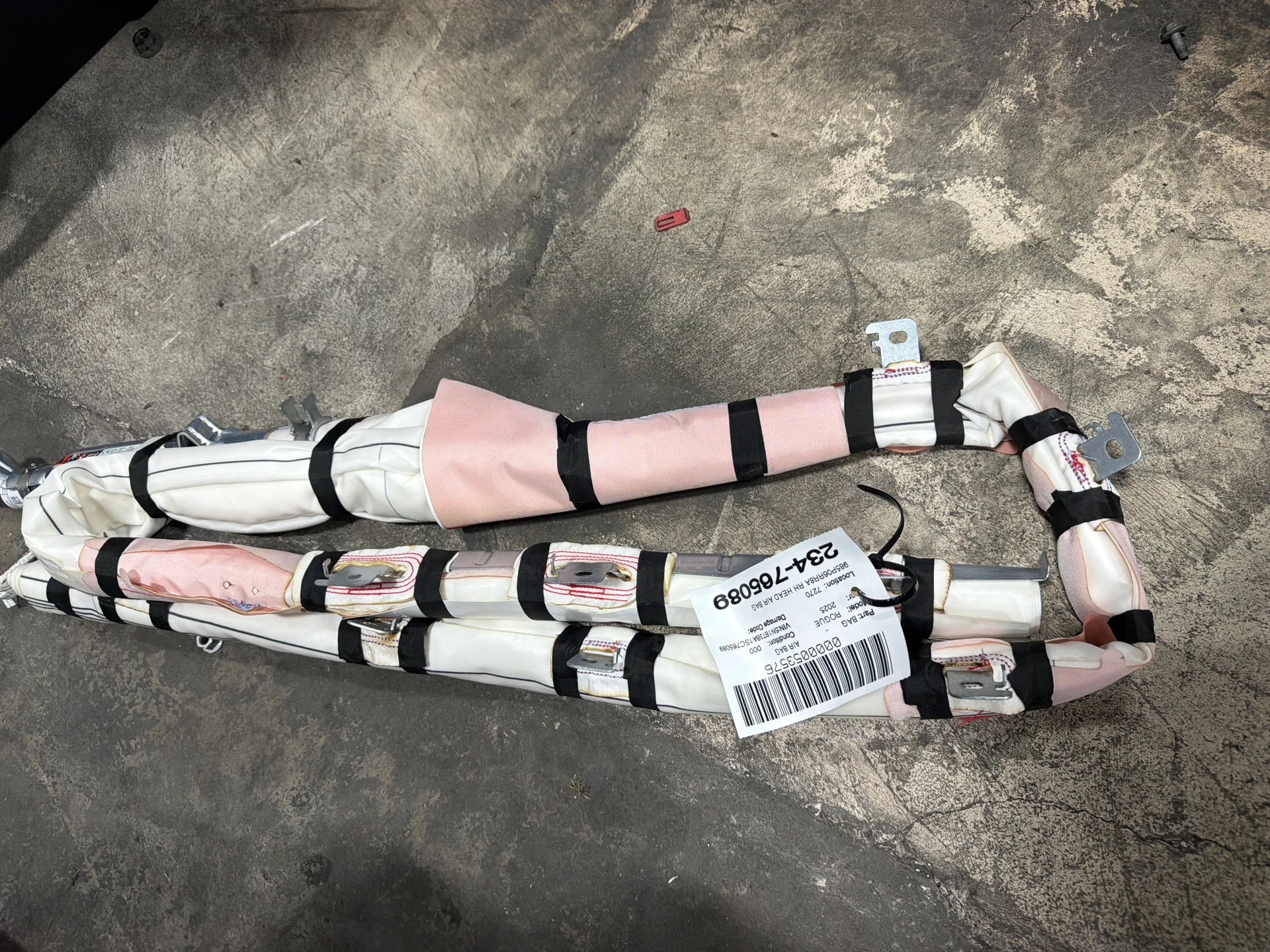 Rh Head Air Bag · 1