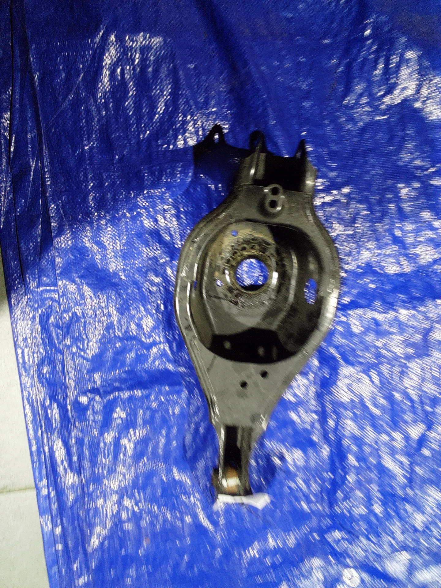 Rh Lower Control Arm · 1