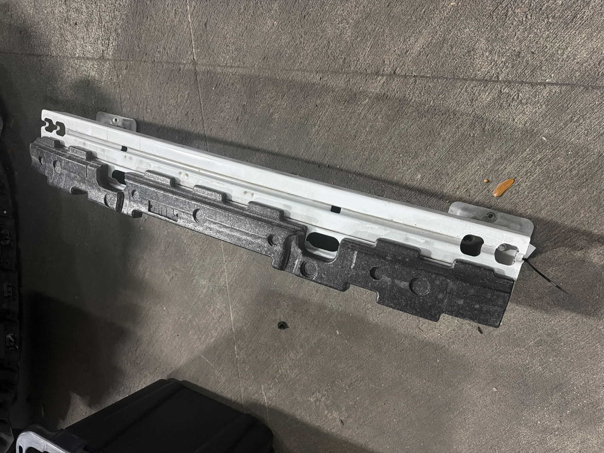 Rear Impact Bar · 1