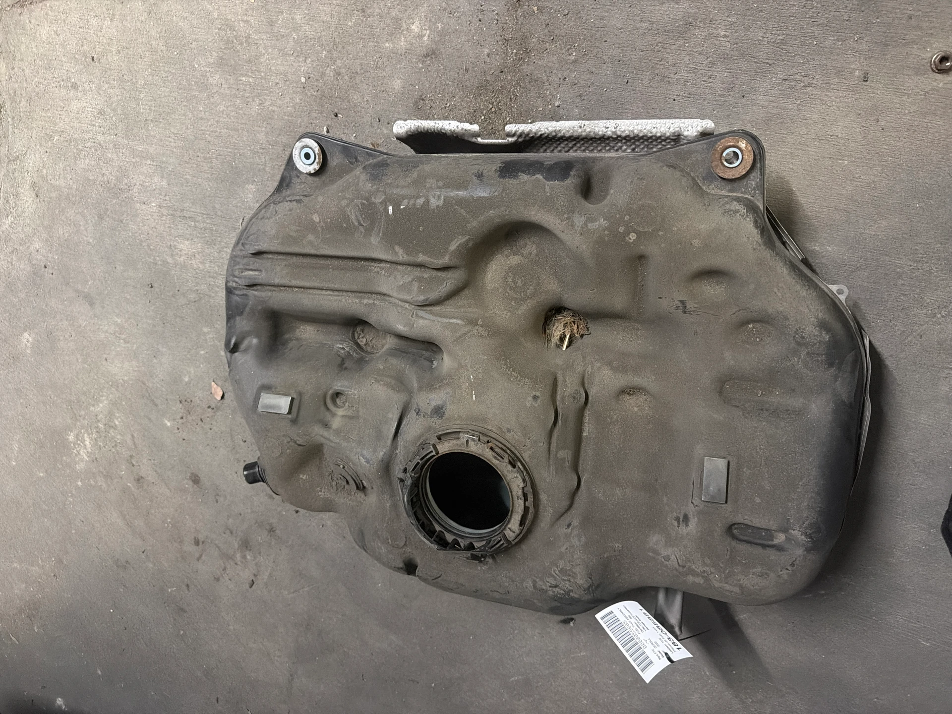 Fuel Tank · 1