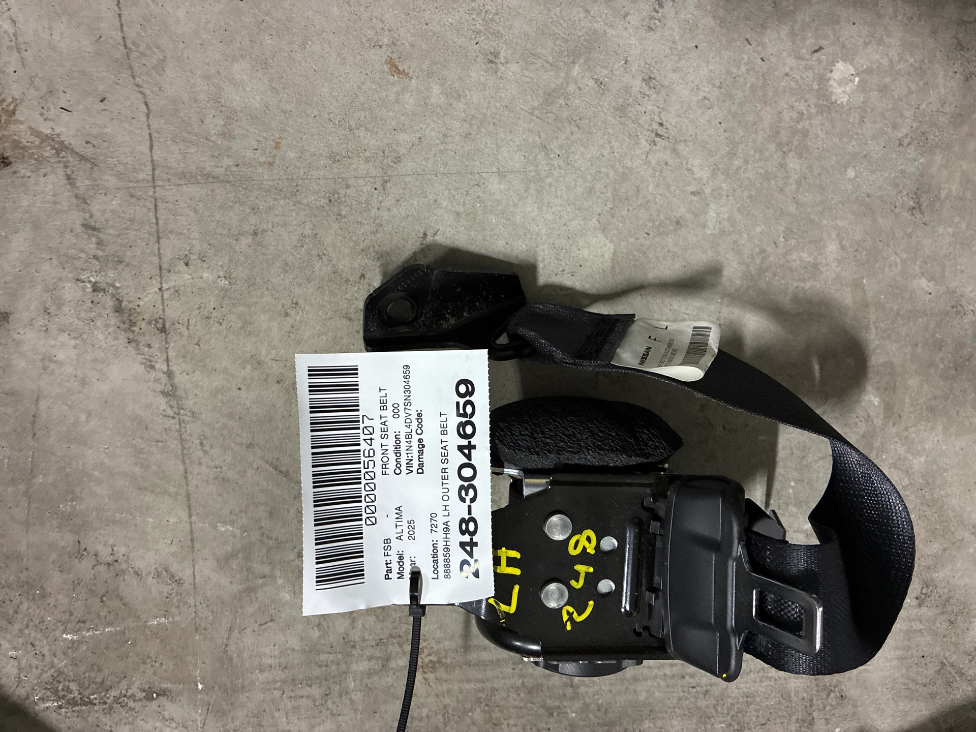 Lh Outer Seat Belt · 1
