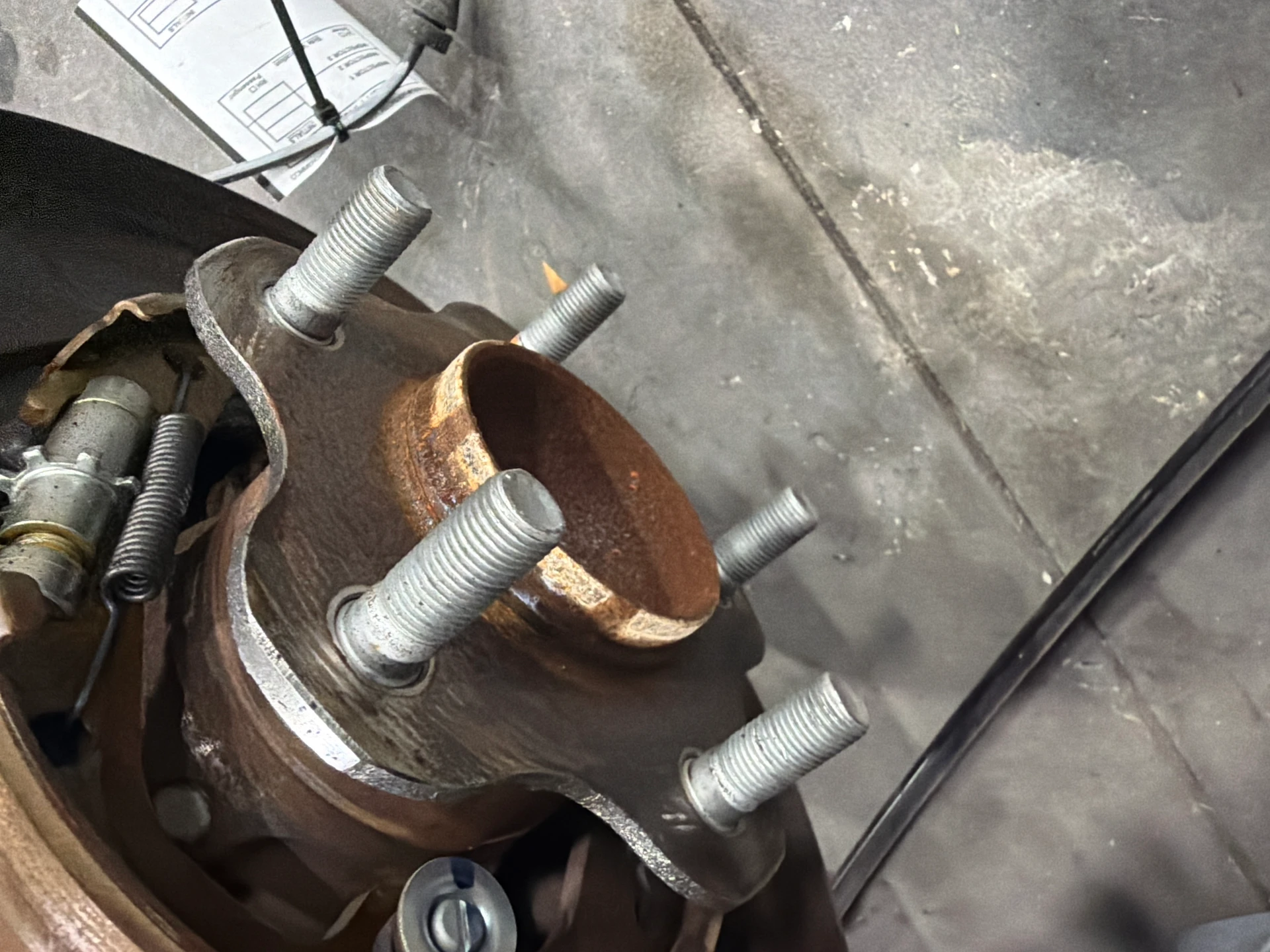 Lh Hub Assy · 1