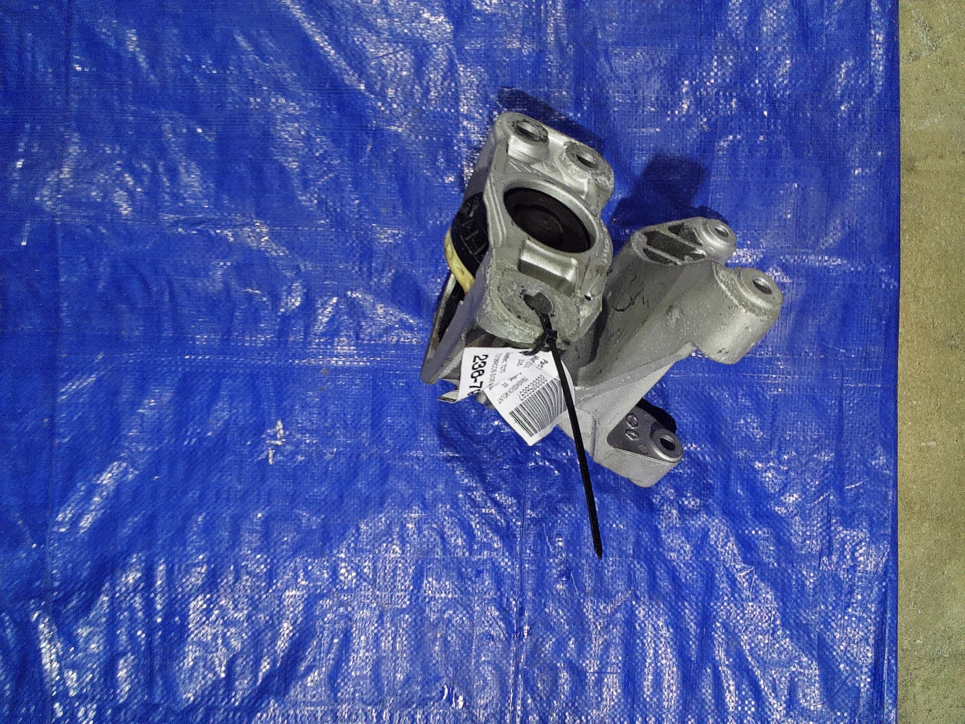Side Mount · 1