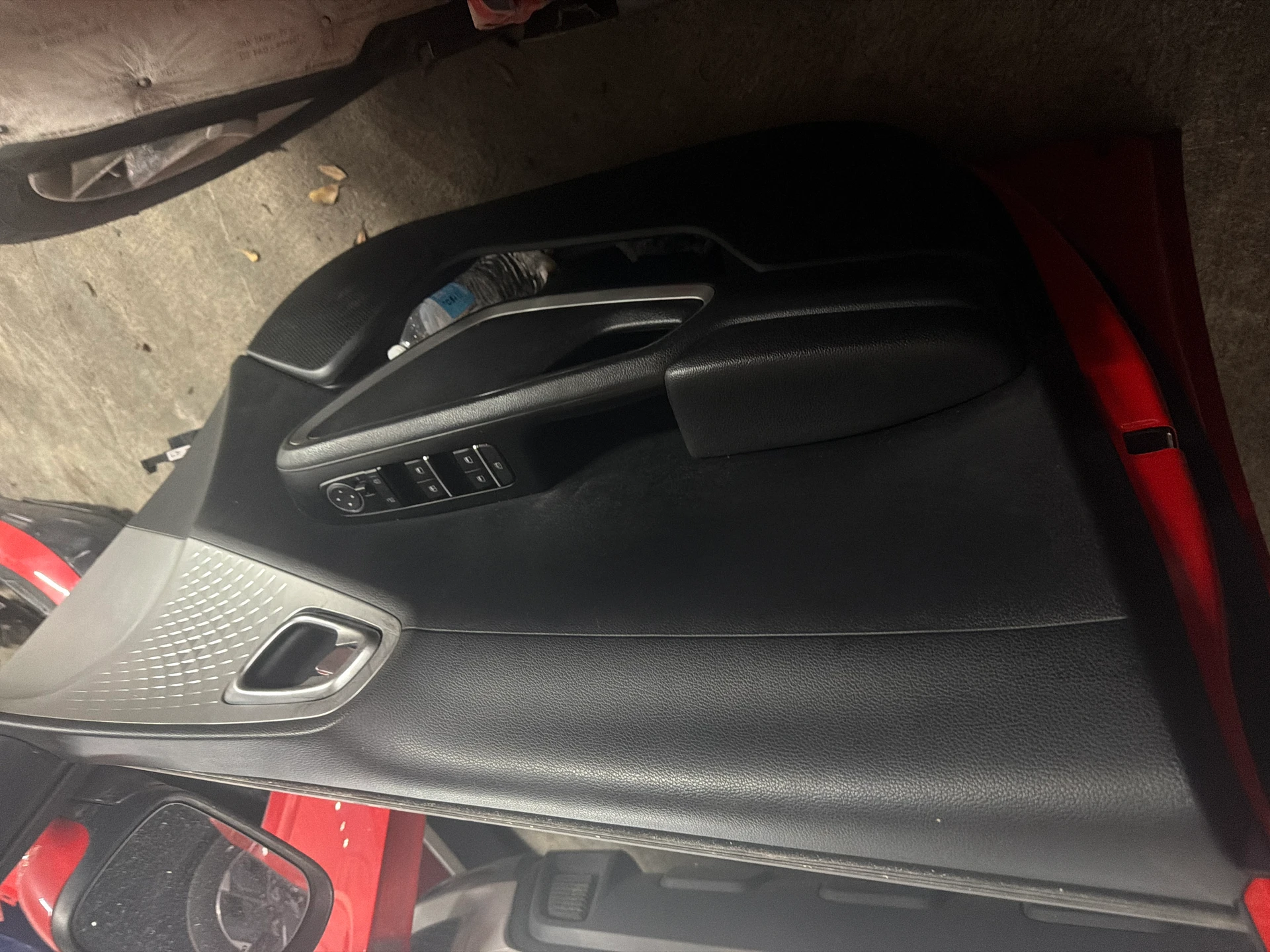 Lh Front Door Assy · 2