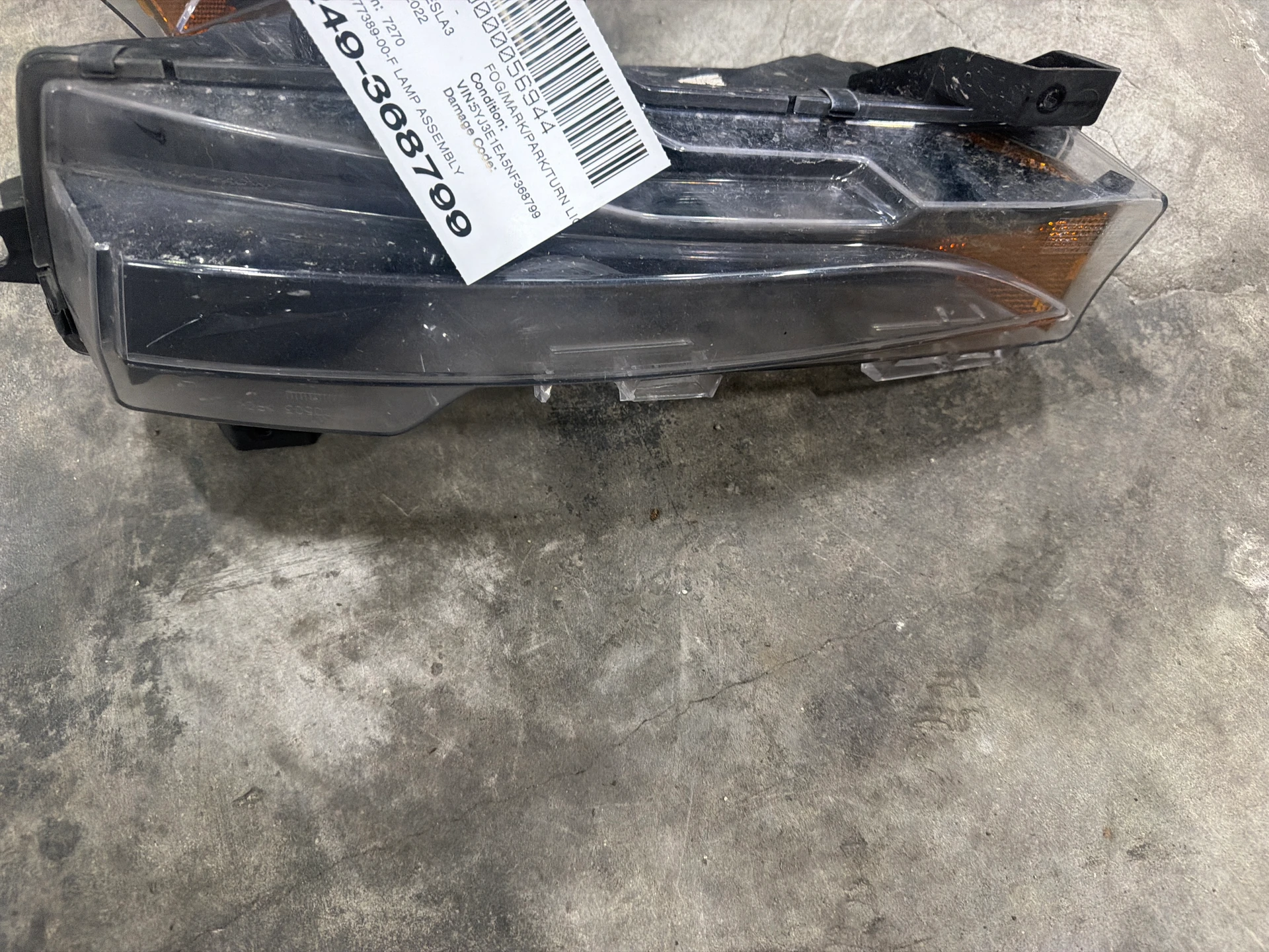 Lh Lamp Assembly Fascia Lamp Front · 1