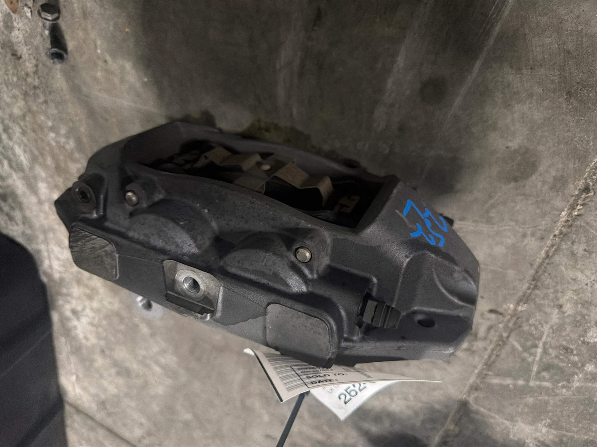 Lh Caliper · 1