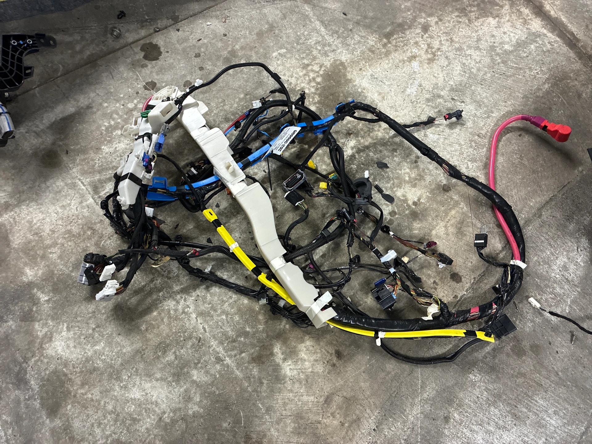Asy,harn,body Right,left Hand Drive,prem · 1