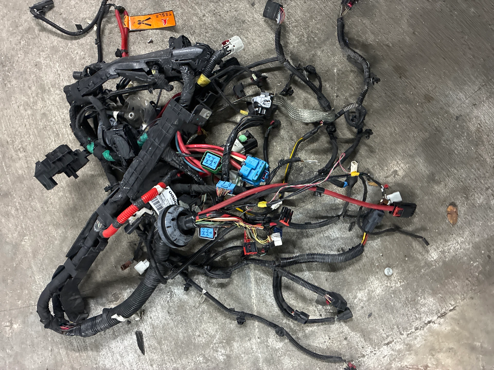 Asy,harn,front,na,left Hand Drive,awd,coil · 1